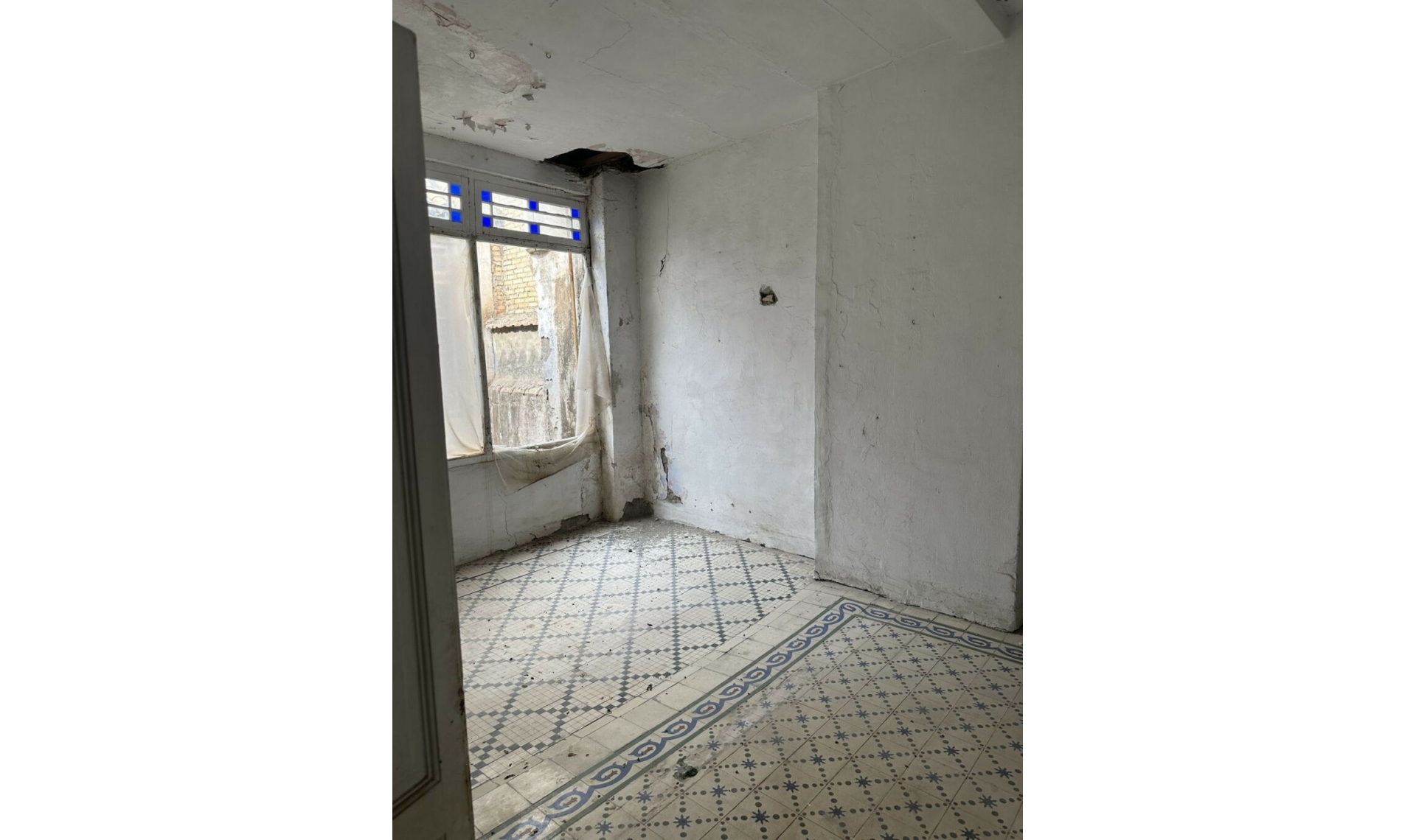 Resale - House -
Málaga Centro