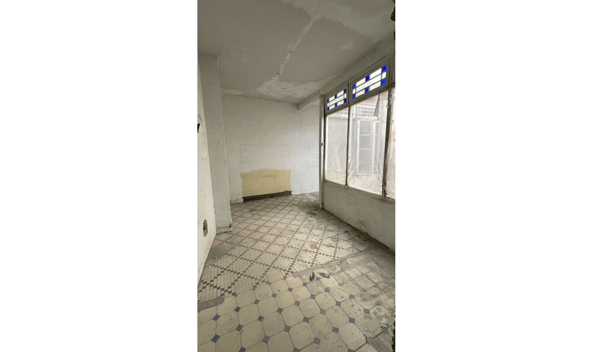 Resale - House -
Málaga Centro