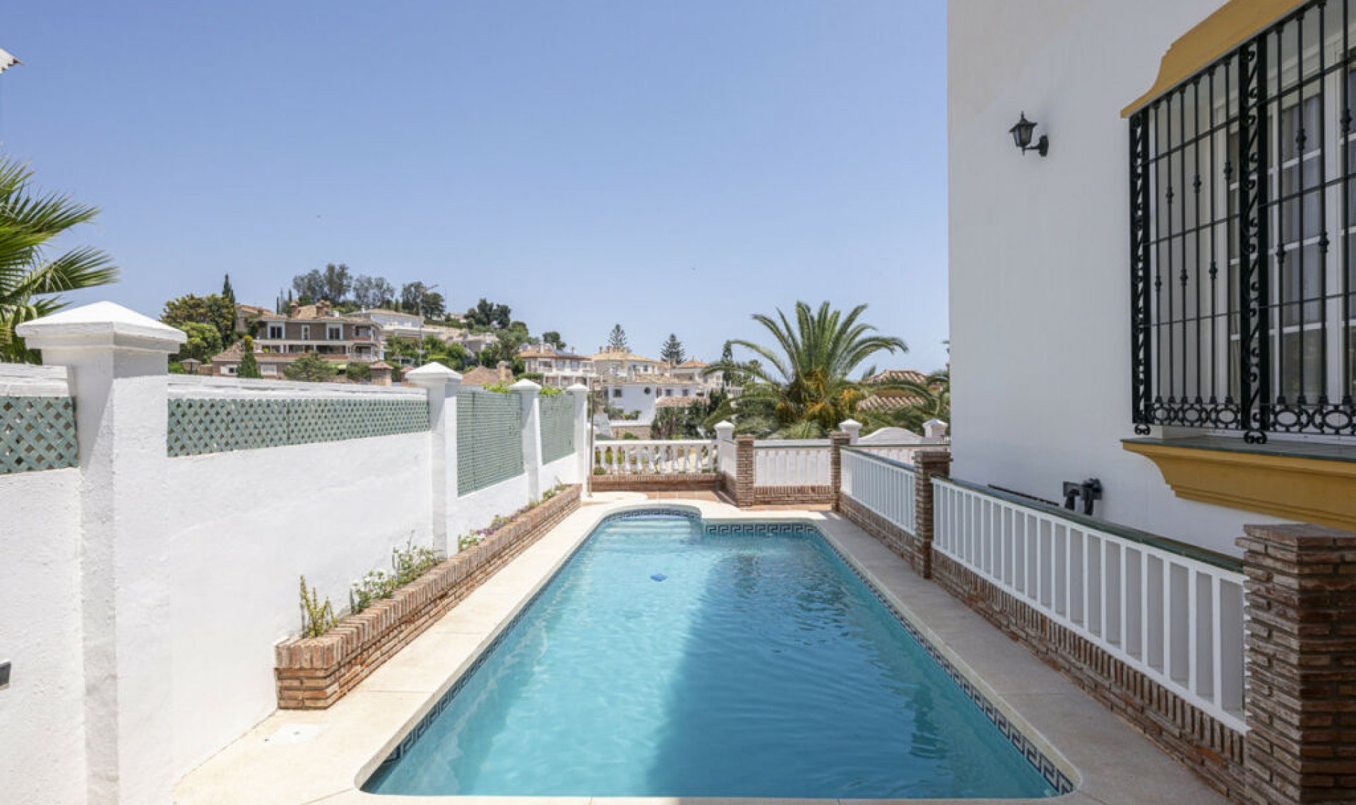 Resale - House -
Málaga Centro