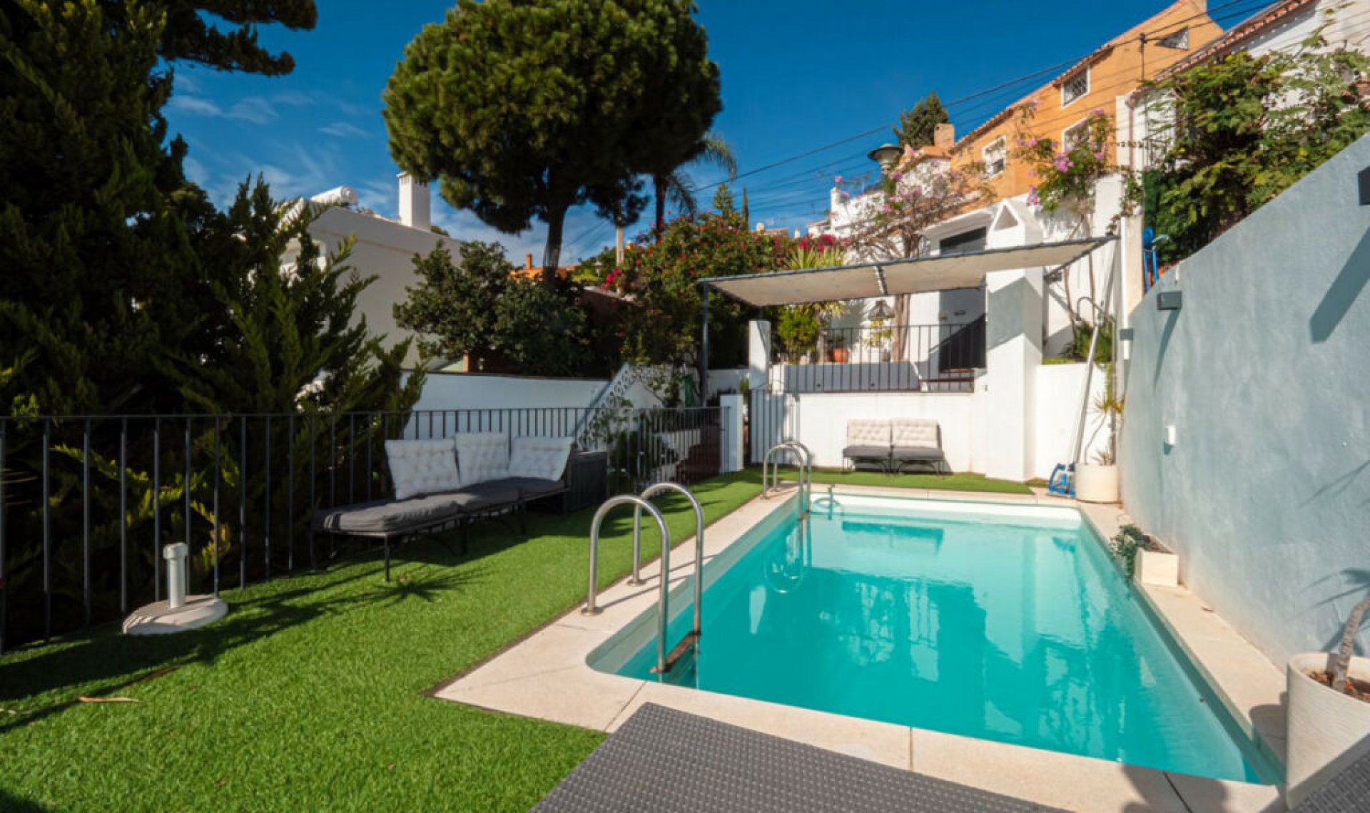 Resale - House -
Málaga Este