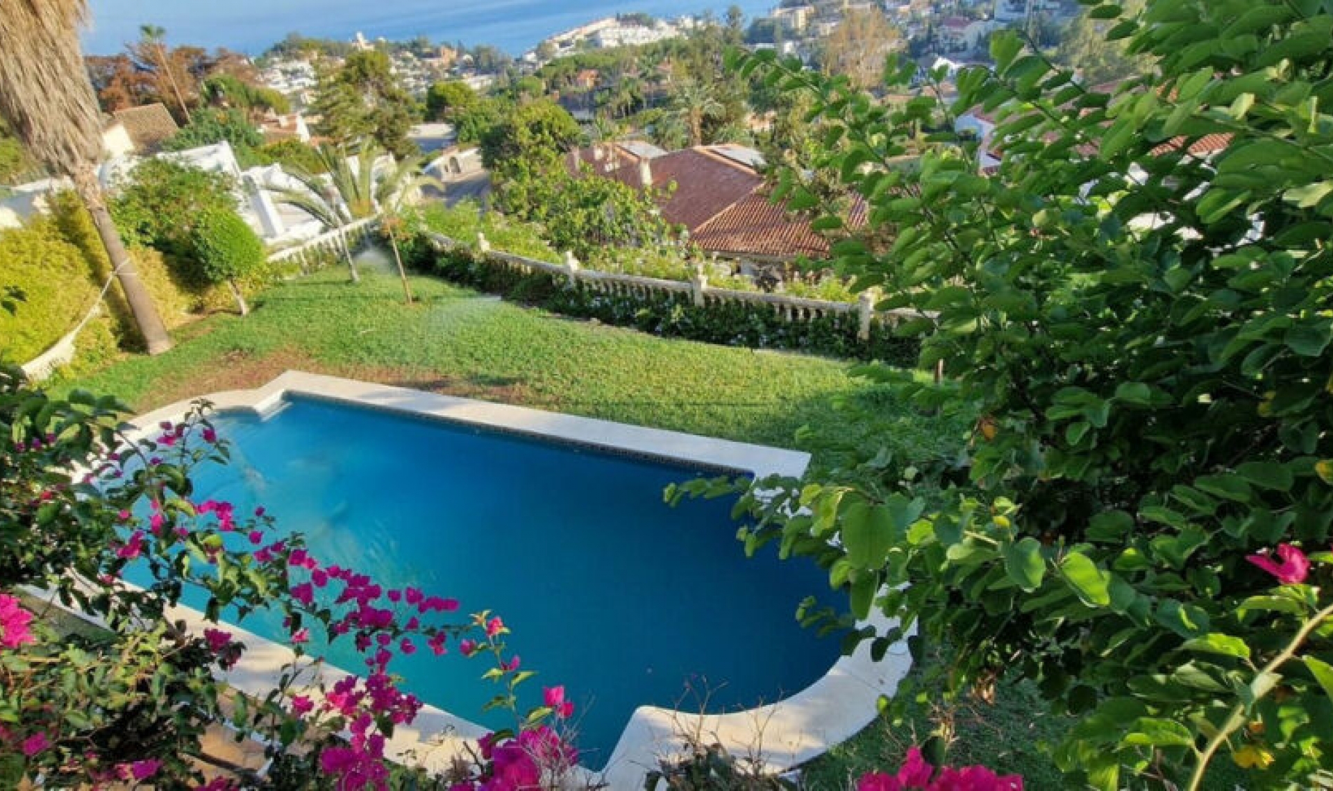 Resale - House -
Málaga Este