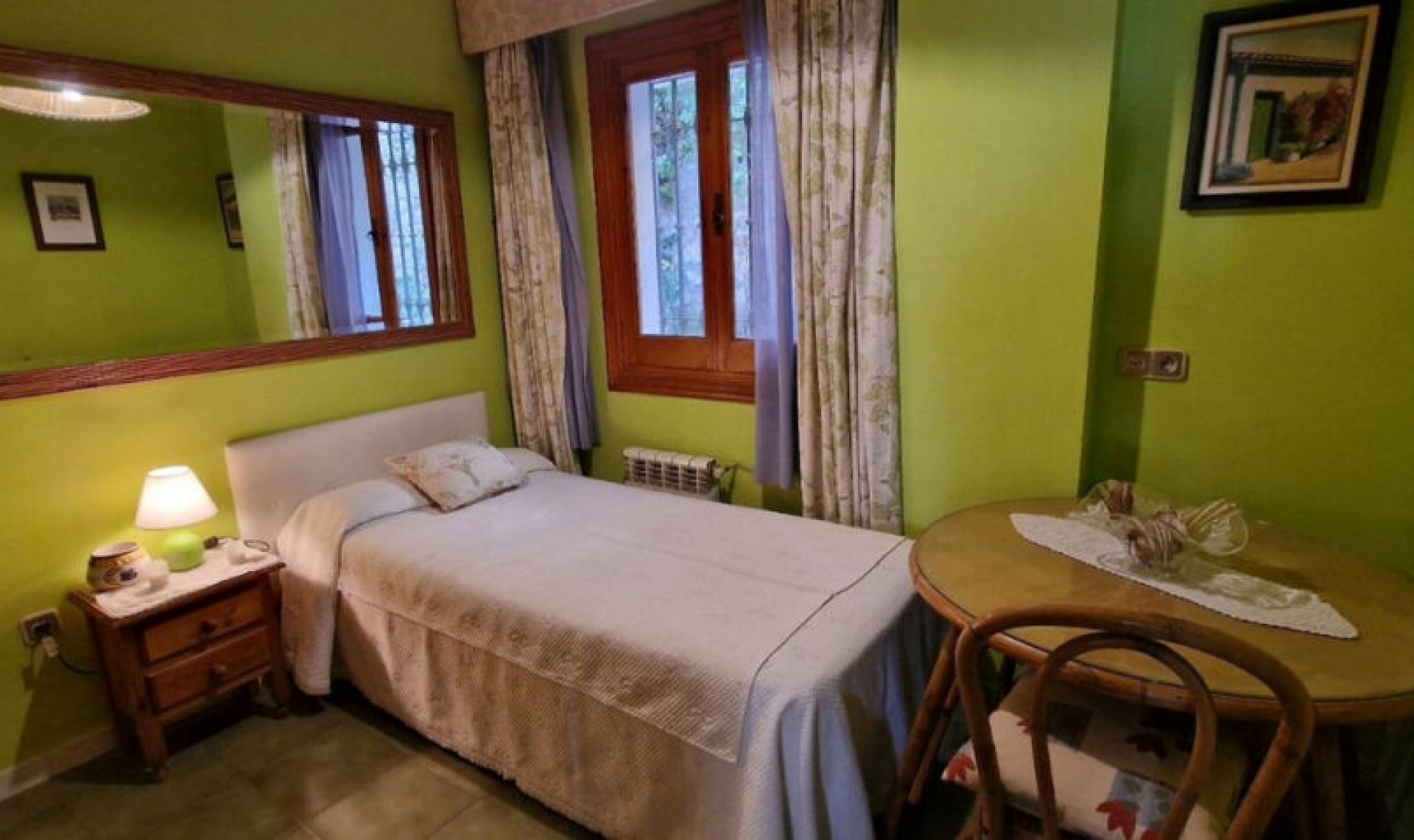 Resale - House -
Málaga Este