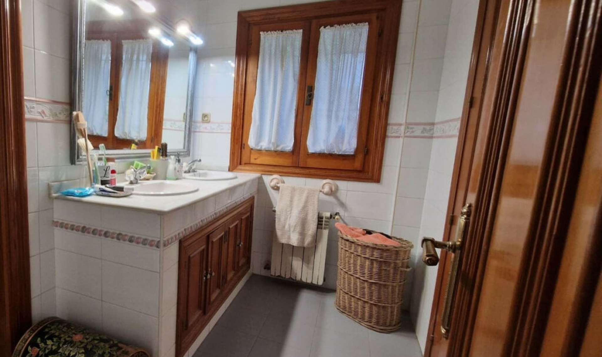 Resale - House -
Málaga Este