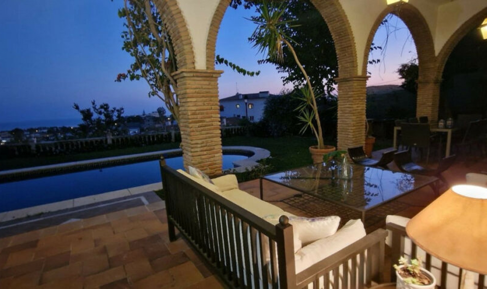 Resale - House -
Málaga Este