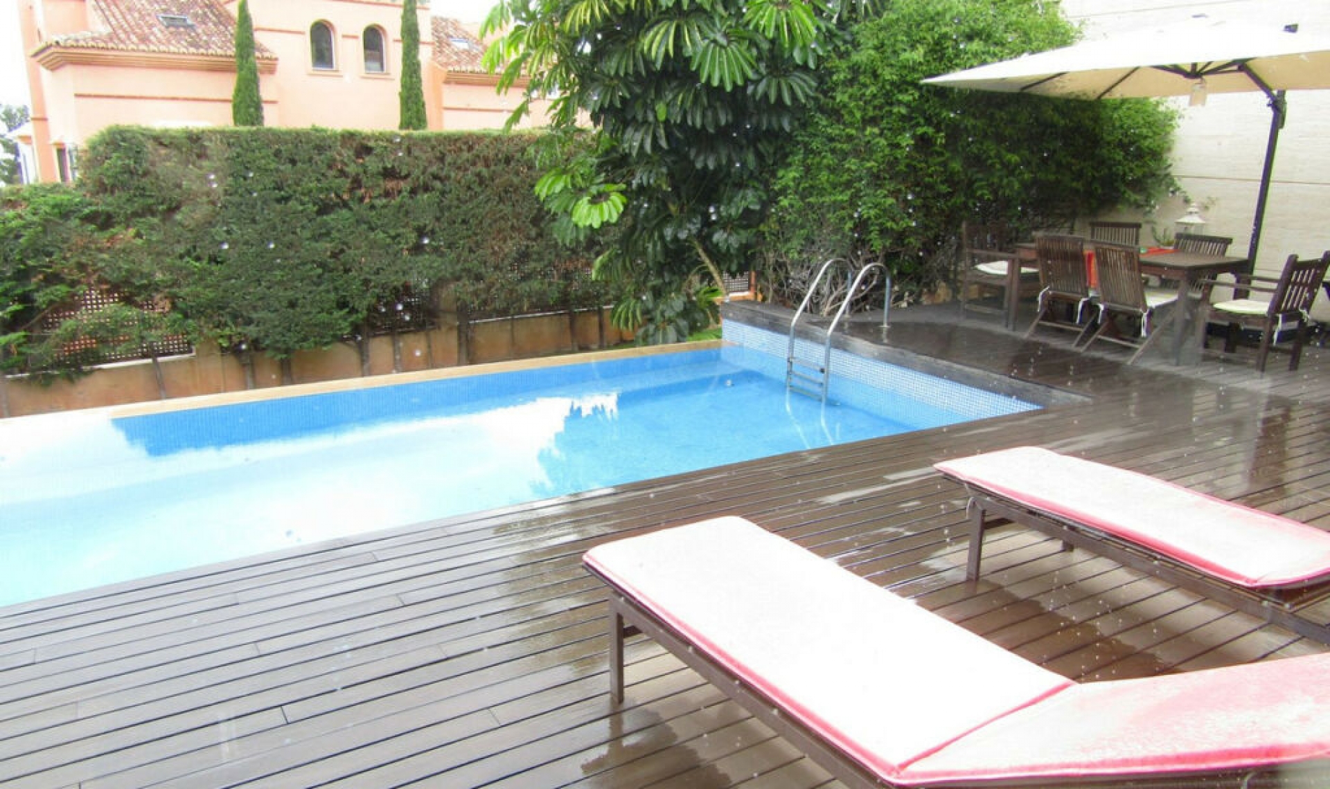 Resale - House -
Málaga Este