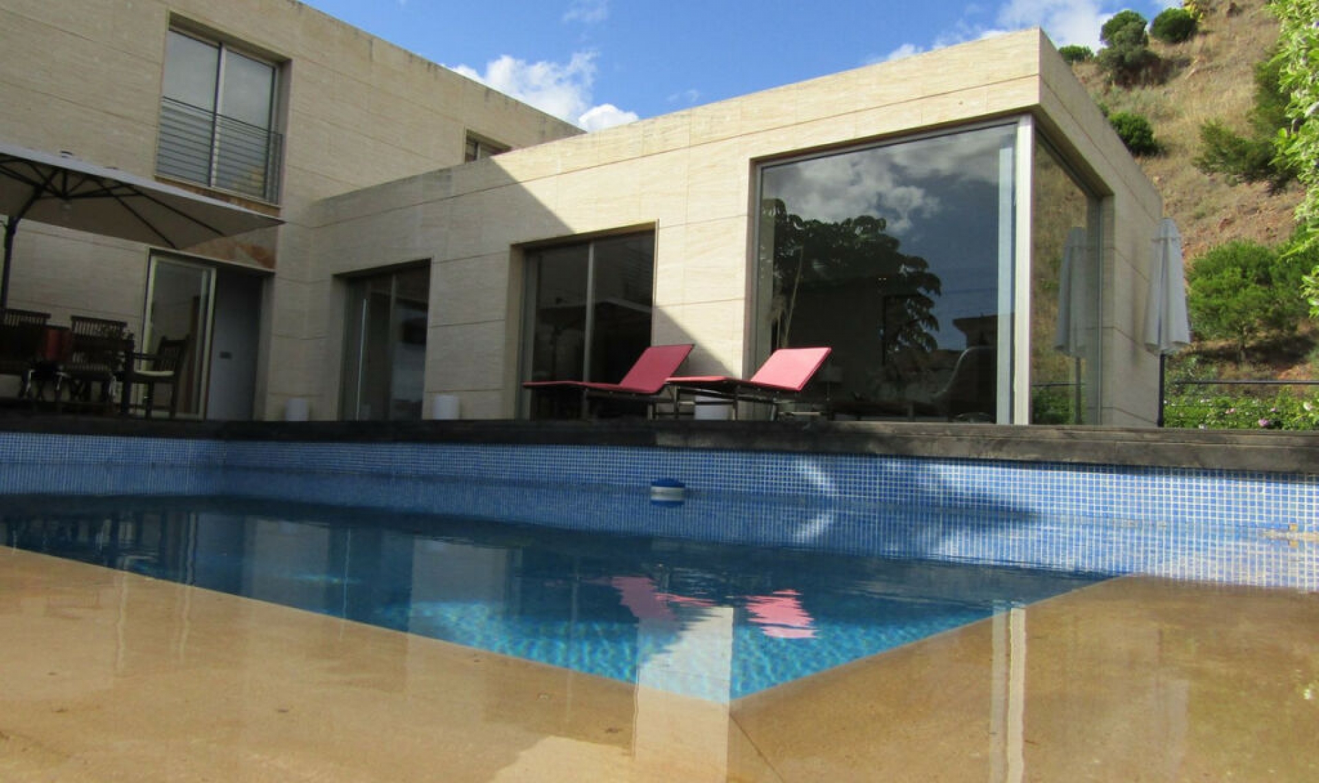 Resale - House -
Málaga Este