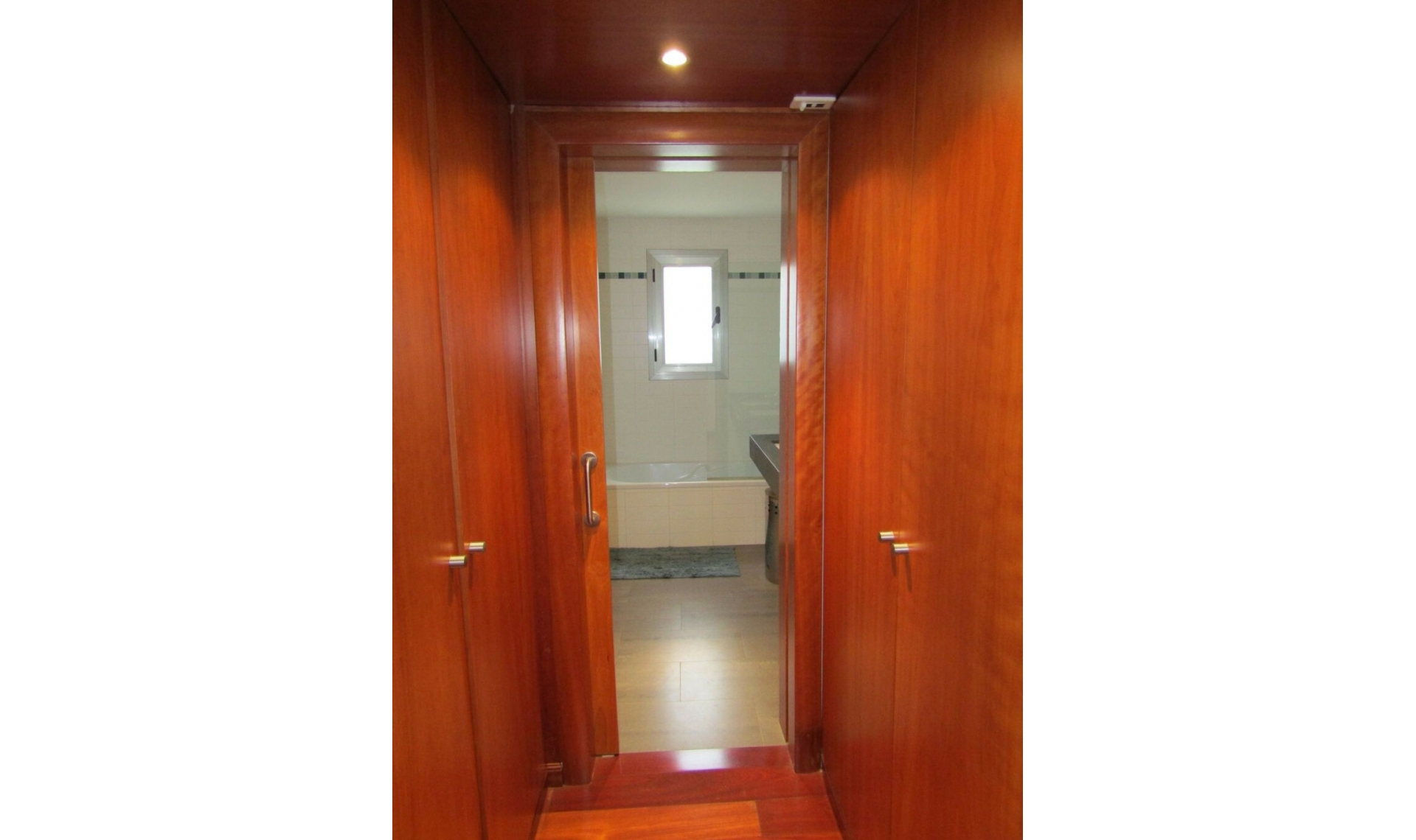 Resale - House -
Málaga Este