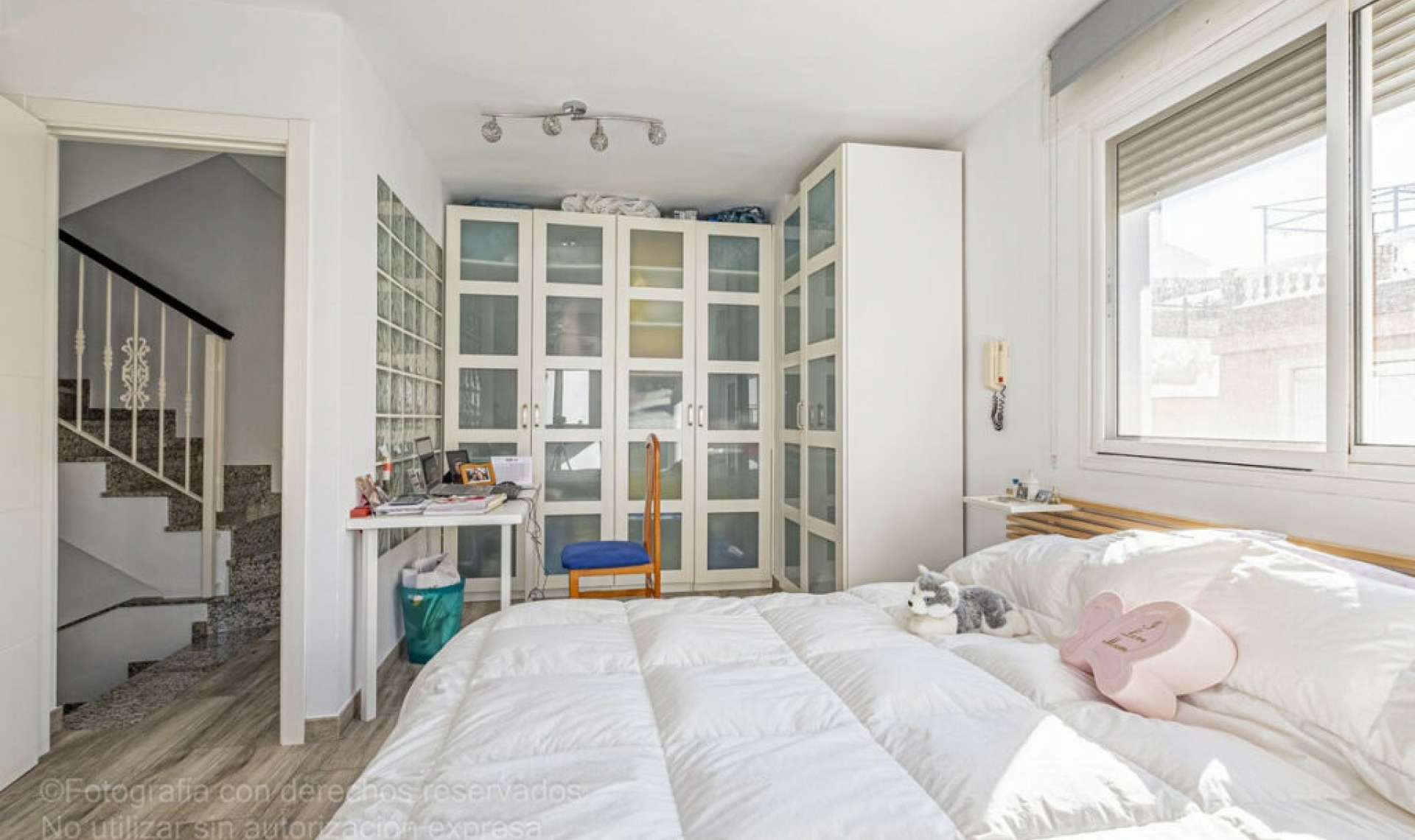 Resale - House -
Málaga