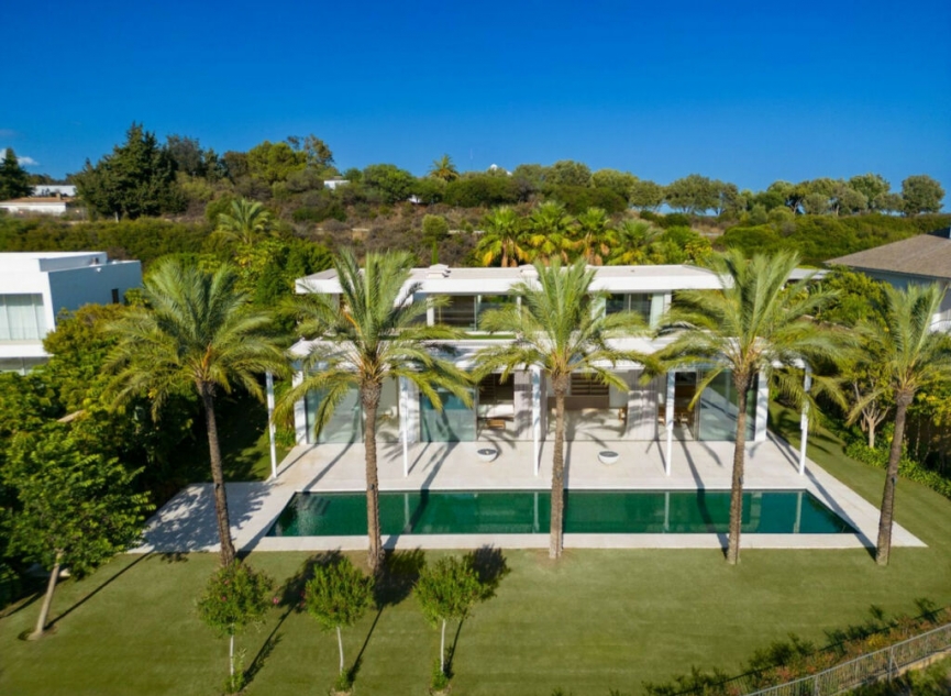 Resale - House -
Málaga