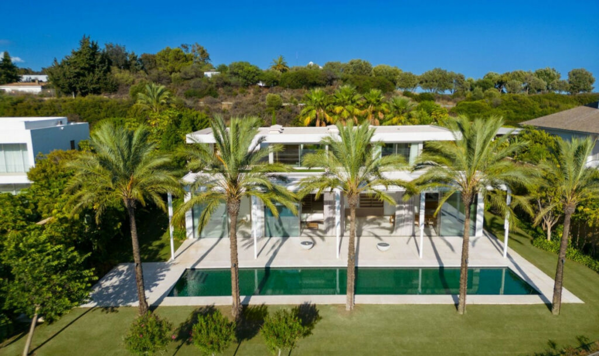 Resale - House -
Málaga