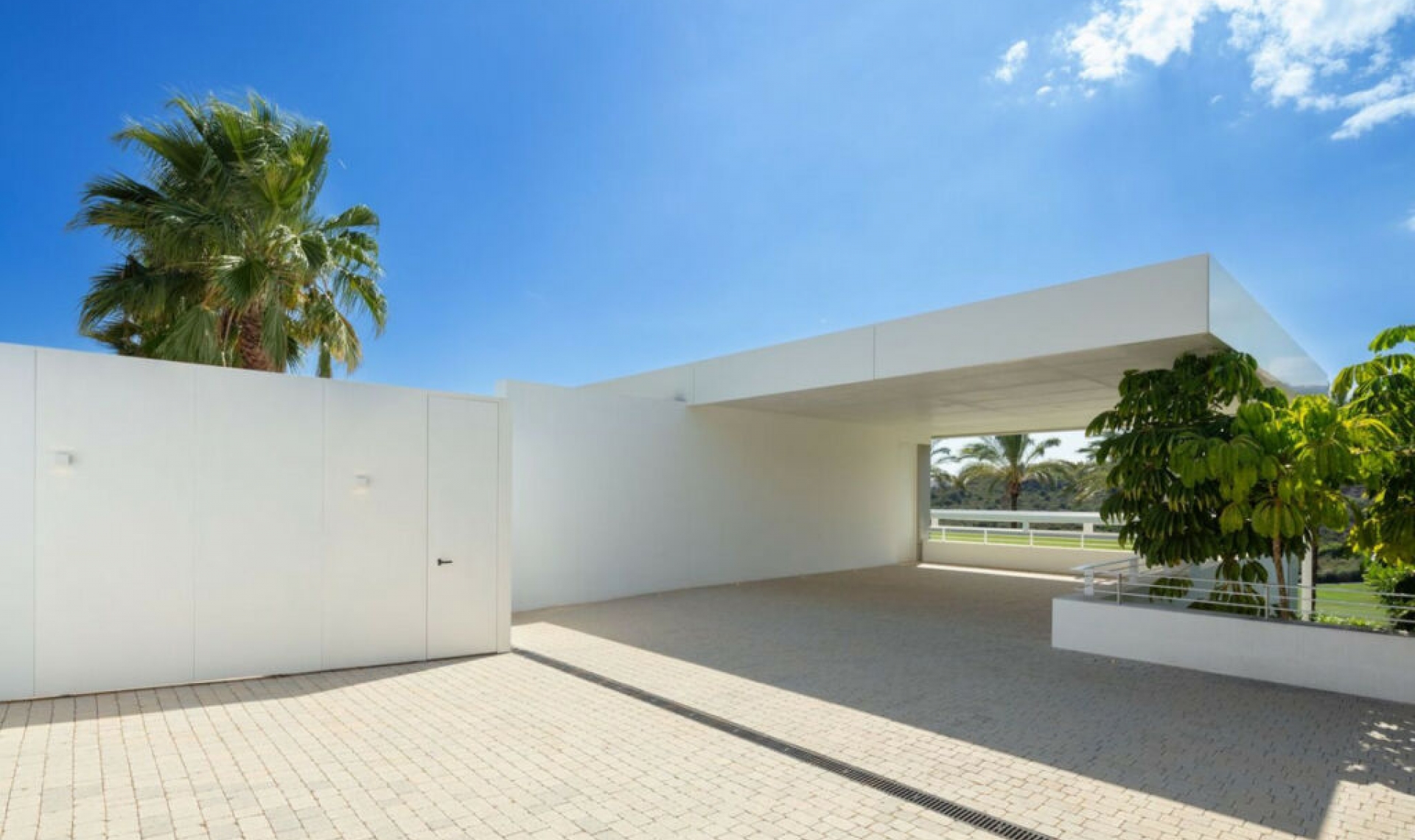 Resale - House -
Málaga