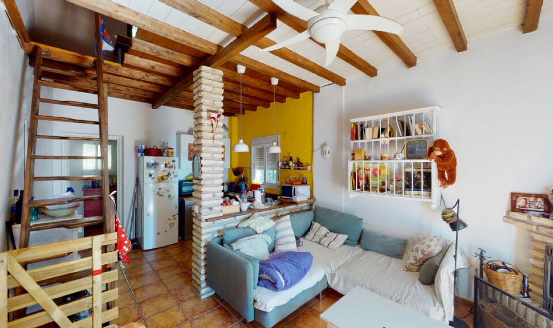 Resale - House -
Málaga