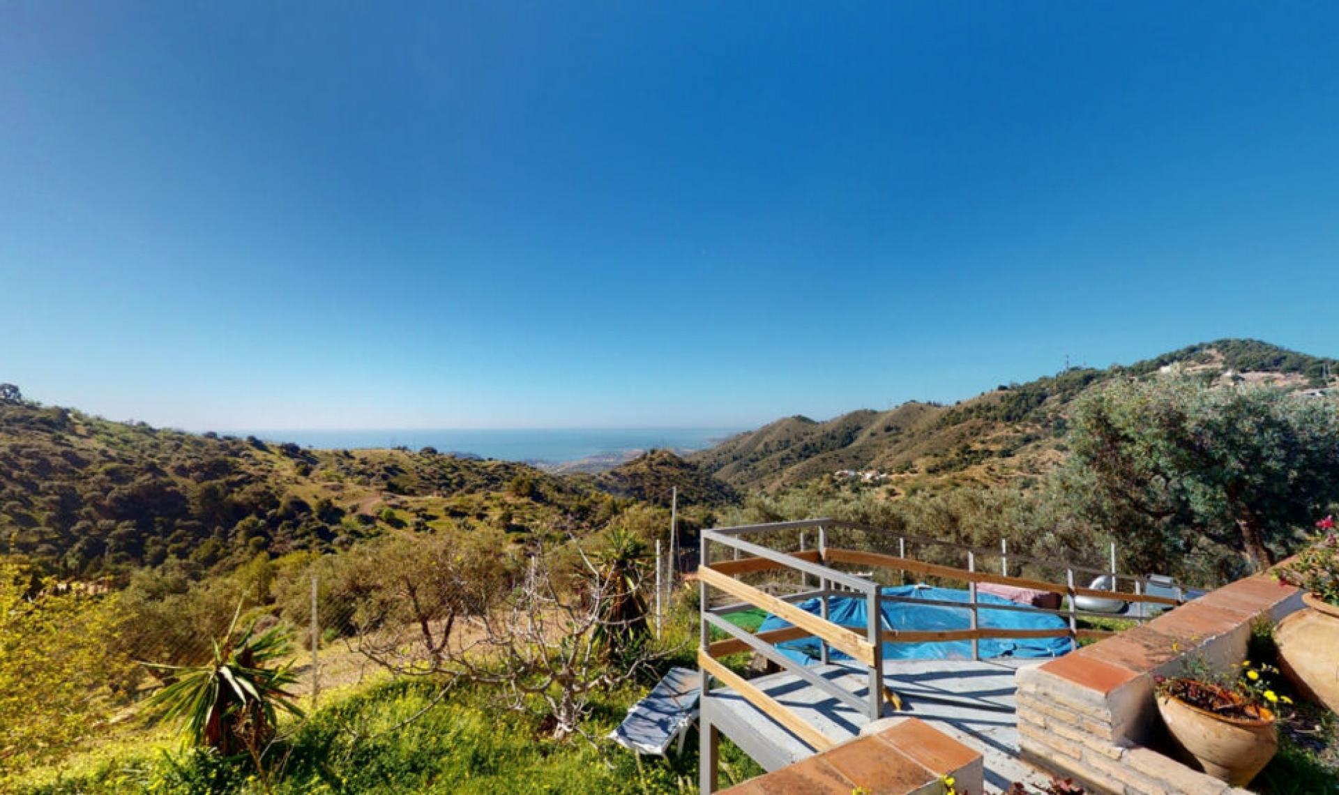 Resale - House -
Málaga