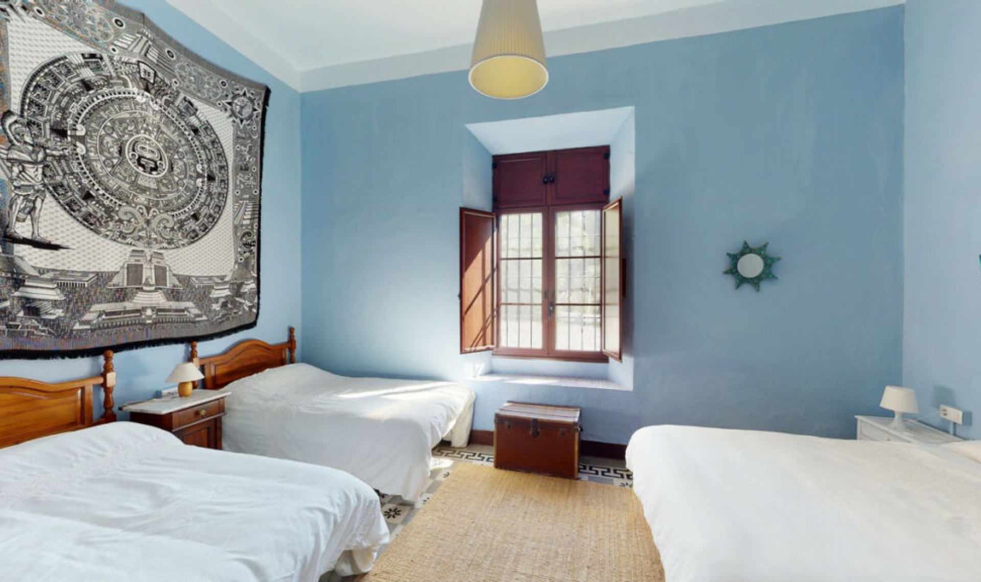 Resale - House -
Málaga