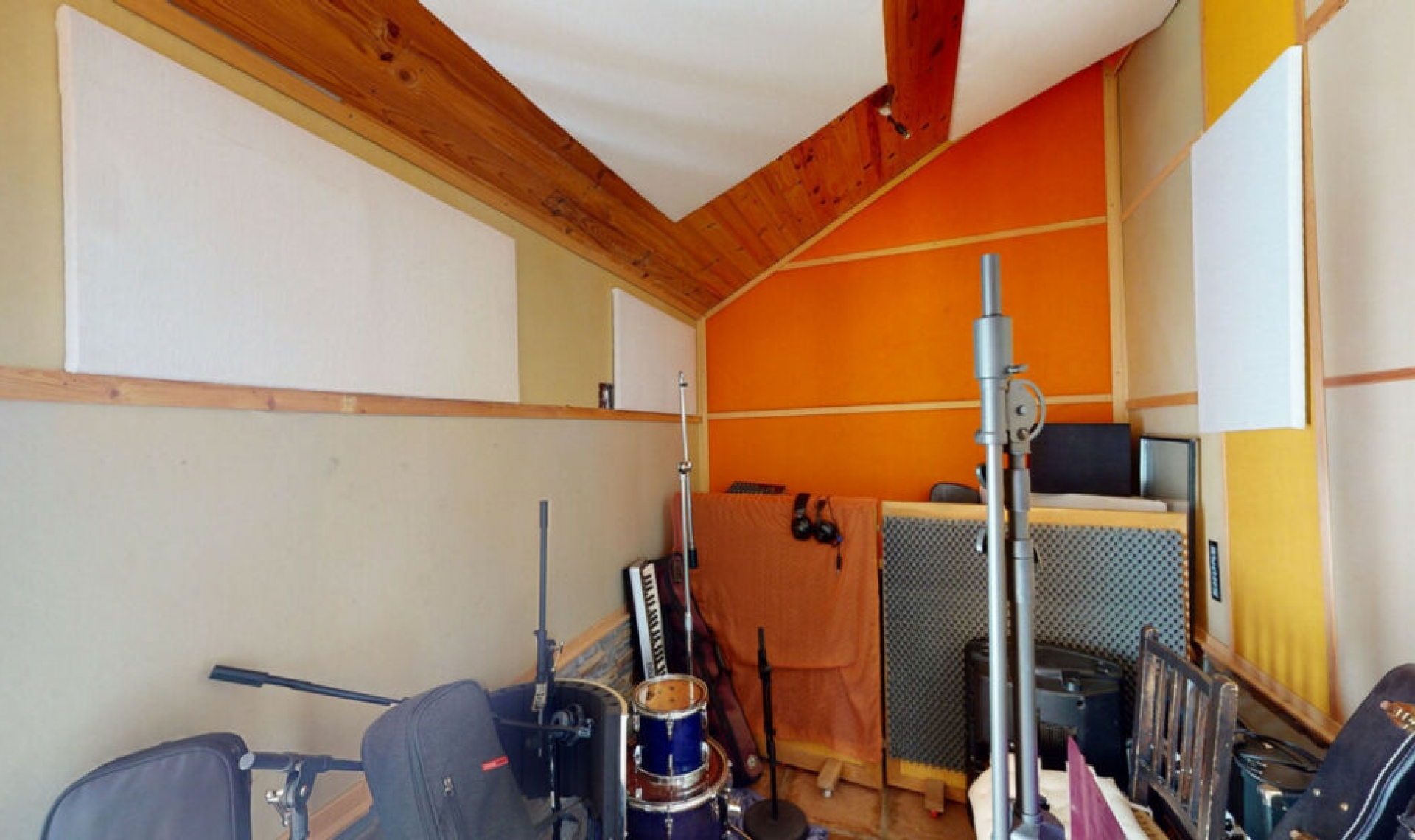 Resale - House -
Málaga