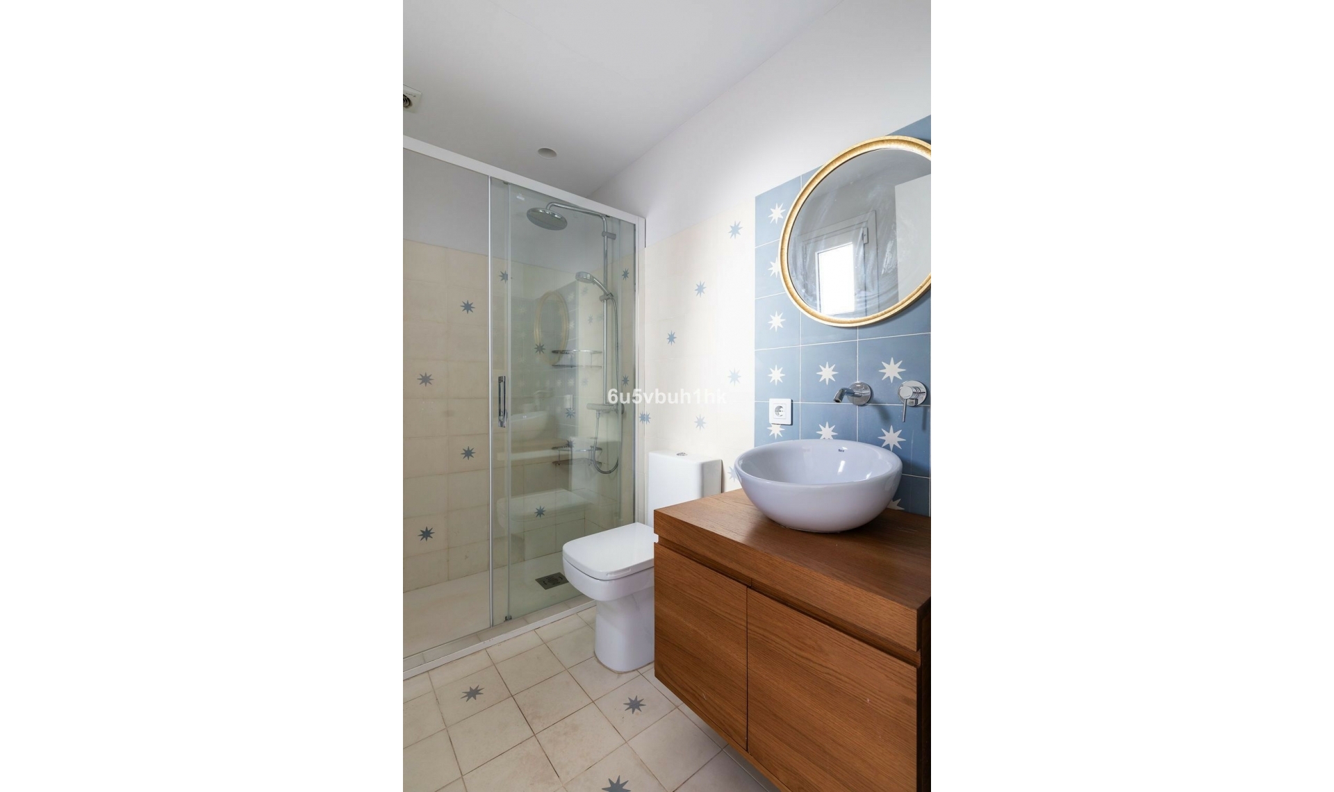 Resale - House -
Málaga