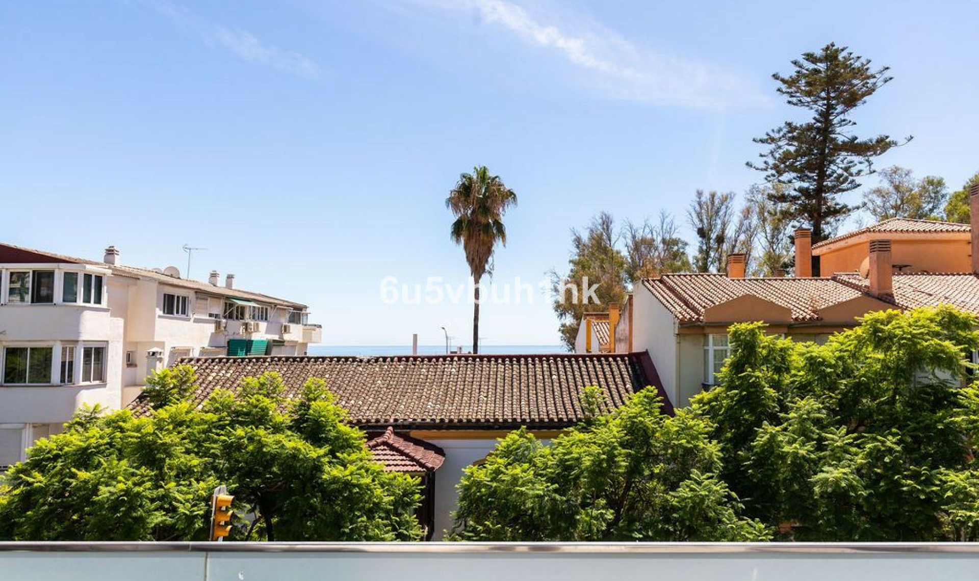 Resale - House -
Málaga