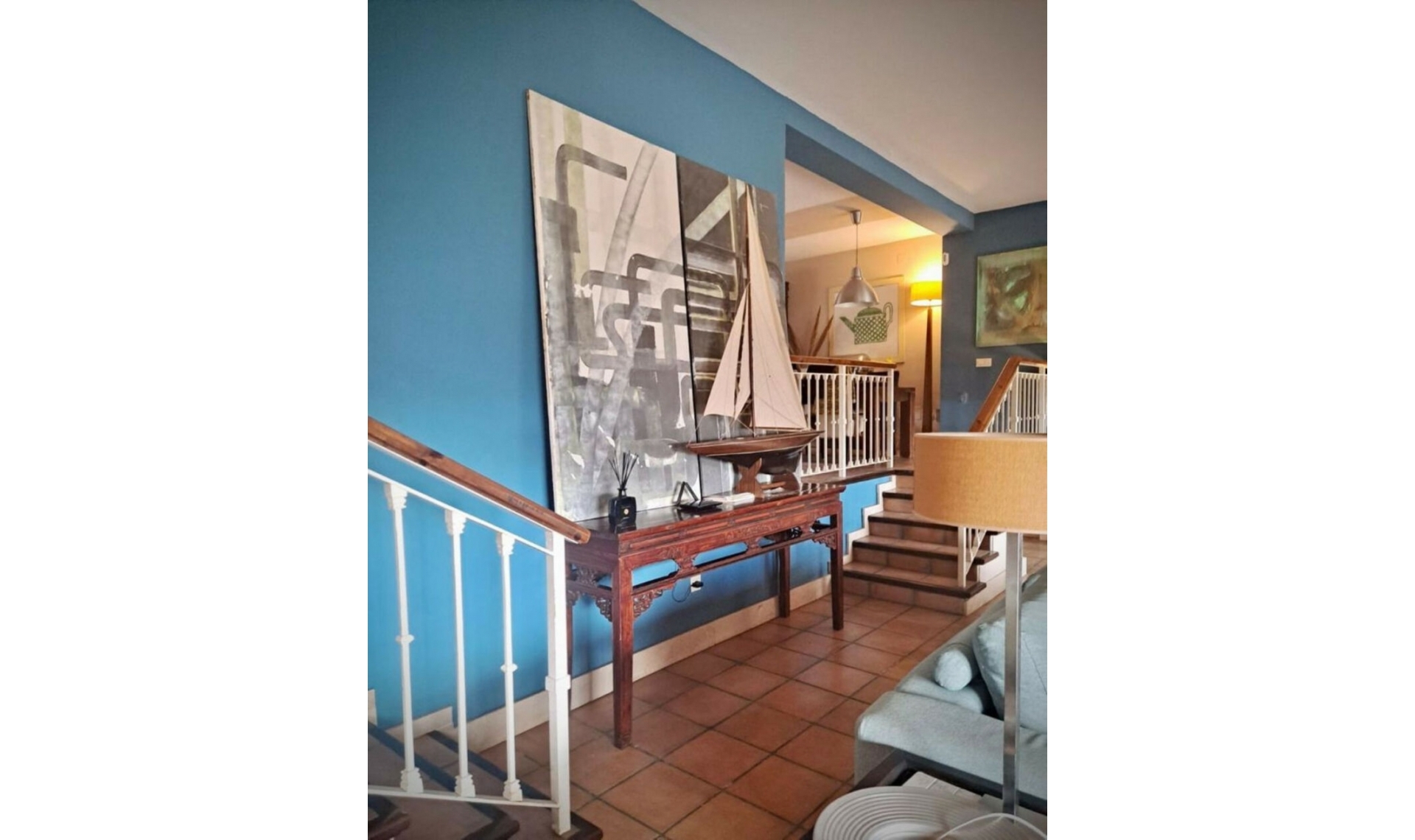 Resale - House -
Manilva