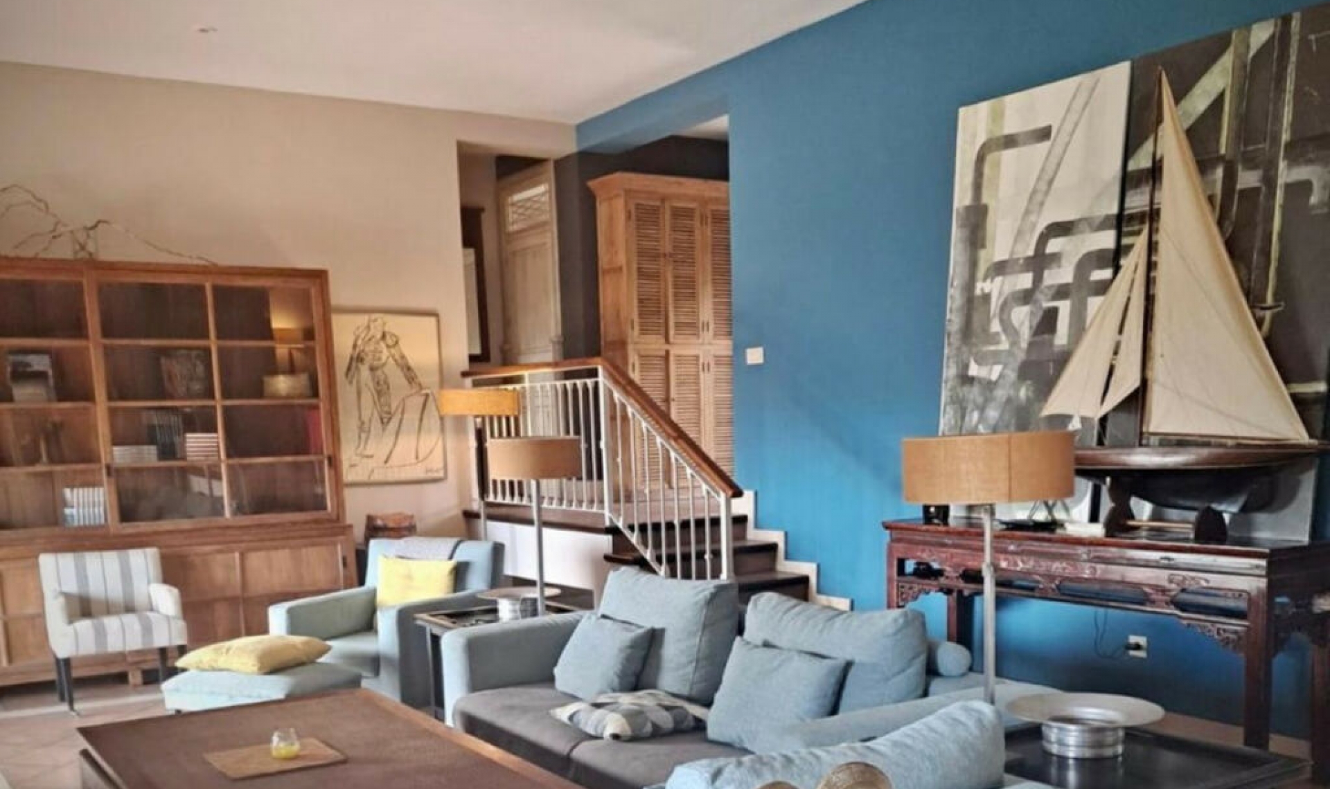 Resale - House -
Manilva