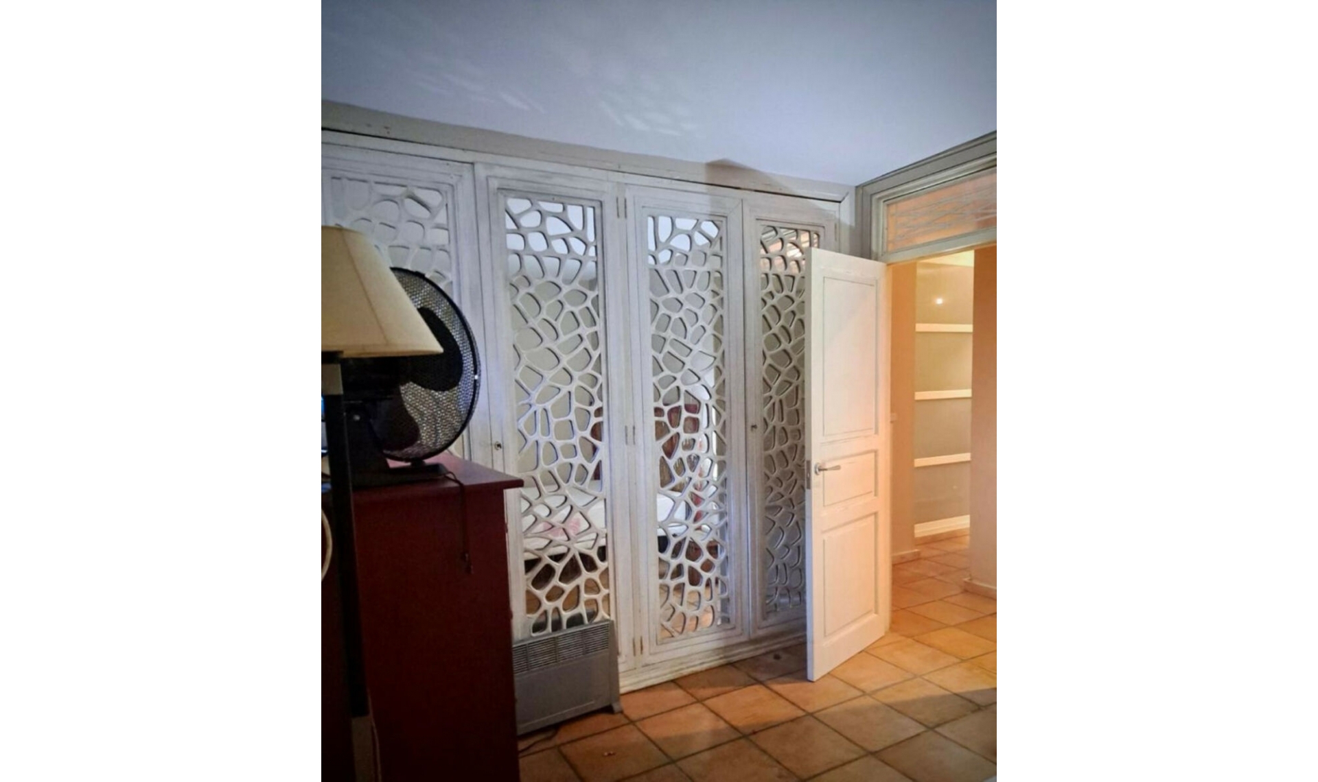 Resale - House -
Manilva