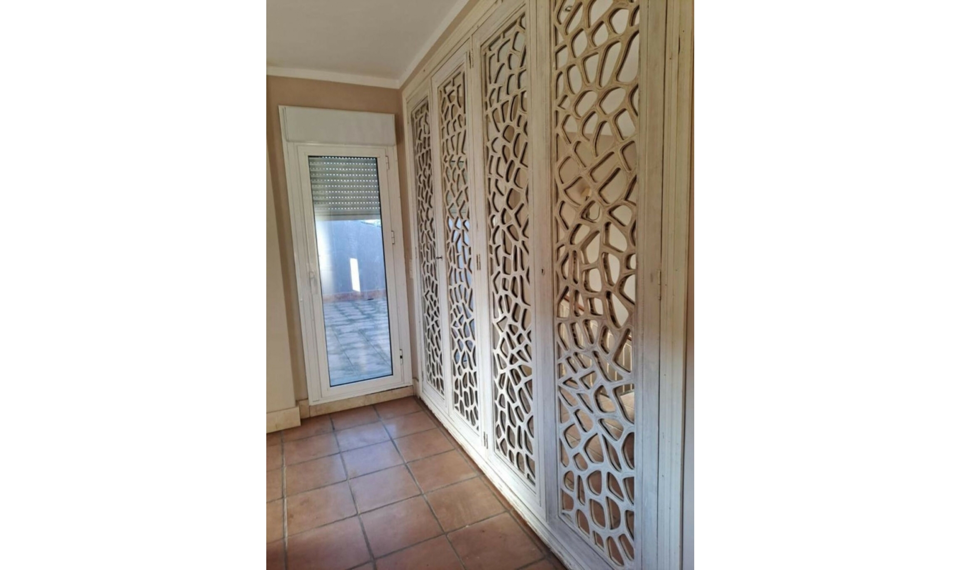 Resale - House -
Manilva
