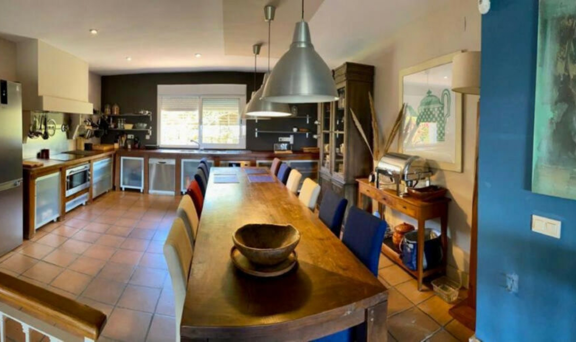 Resale - House -
Manilva