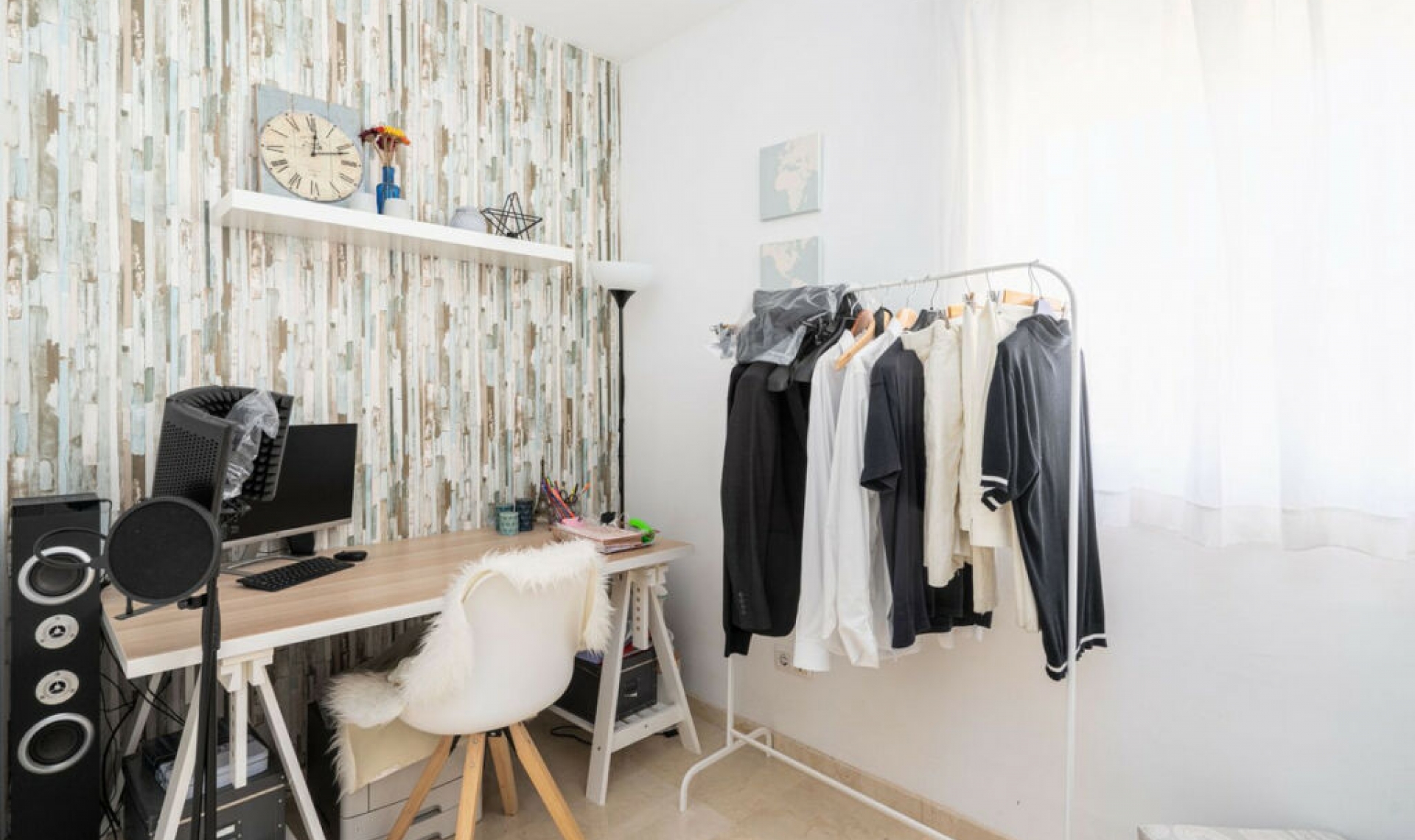 Resale - House -
Manilva