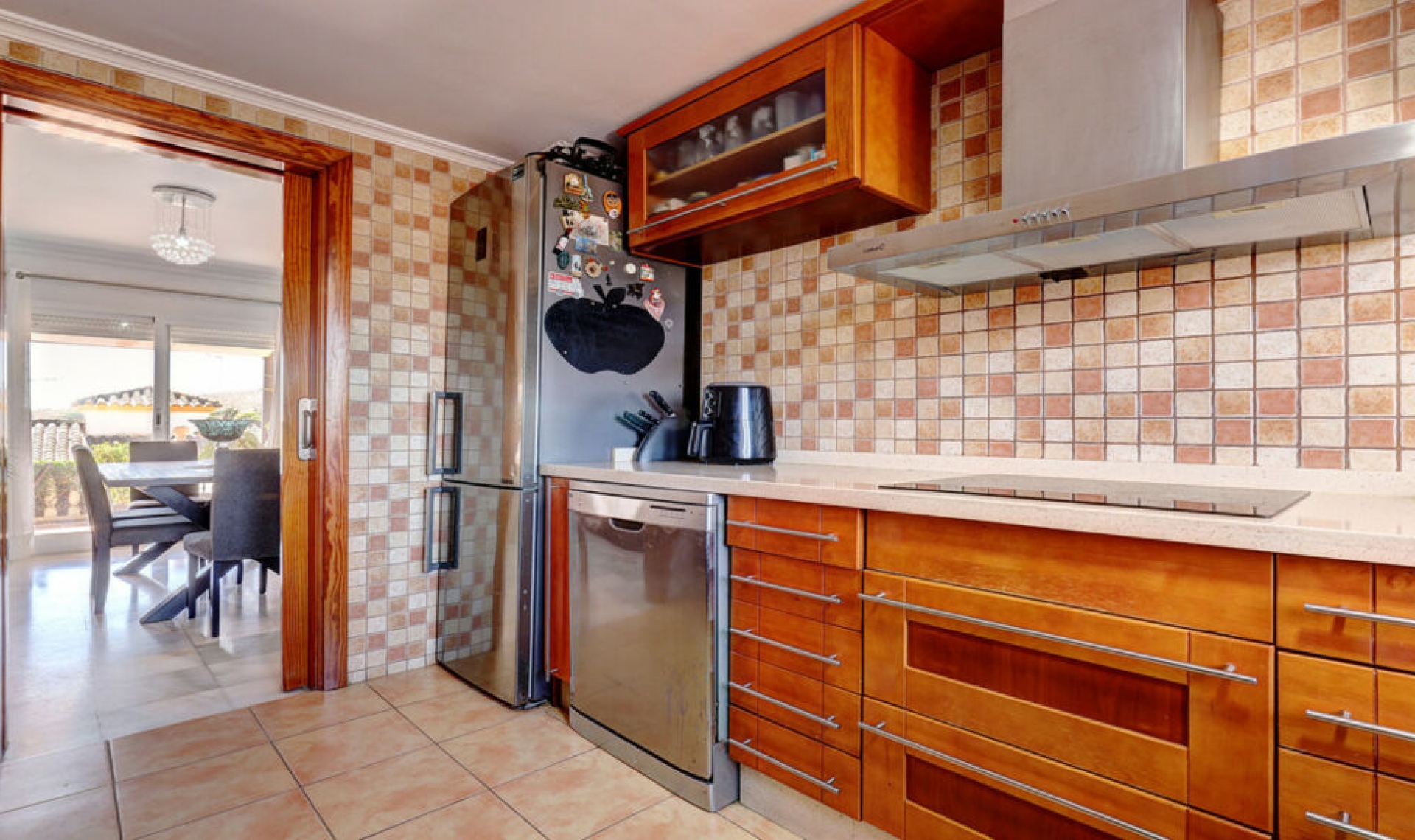Resale - House -
Manilva