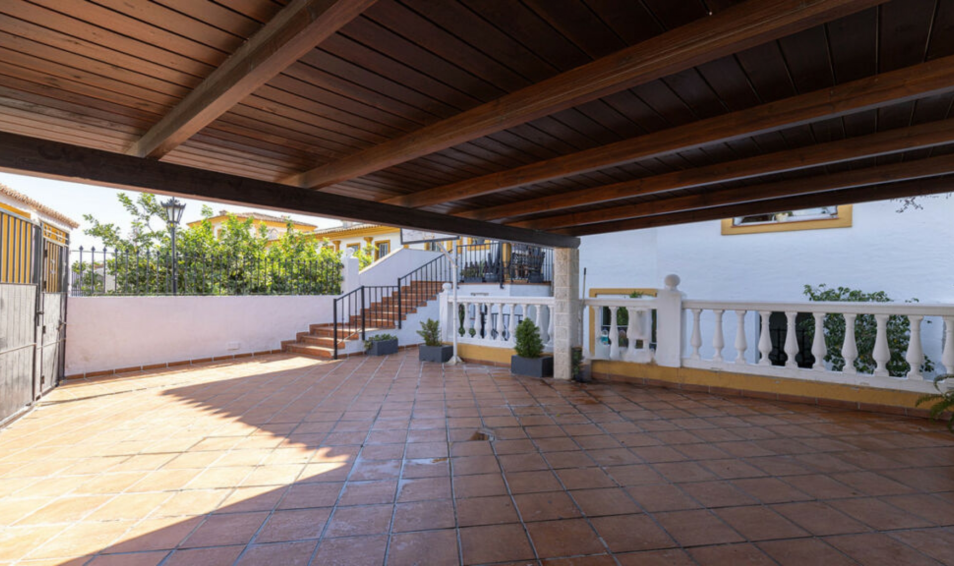 Resale - House -
Manilva