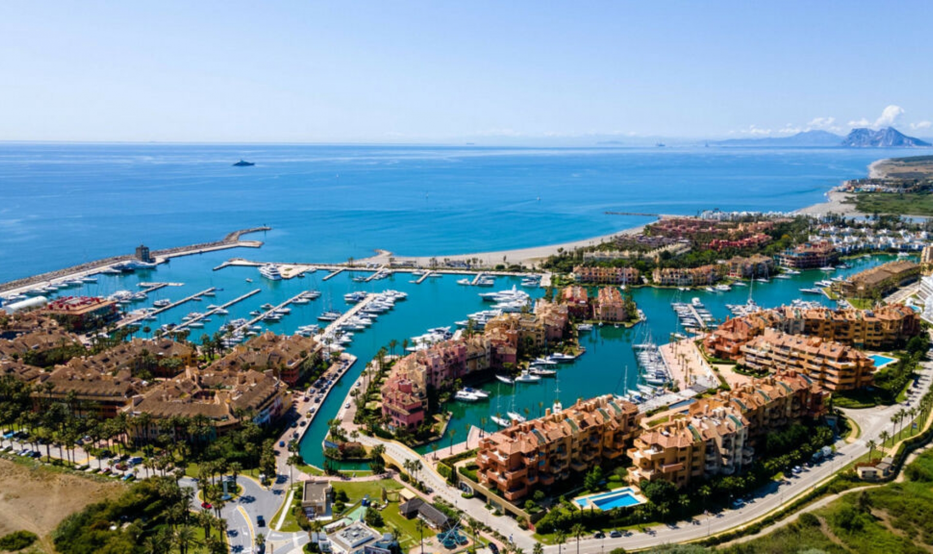 Resale - House -
Manilva