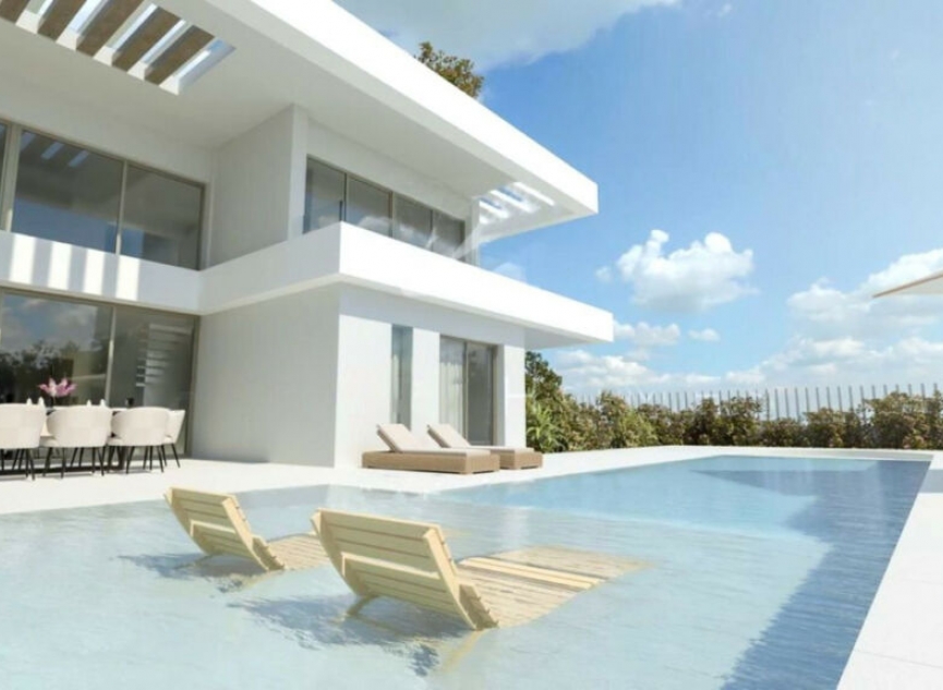 Resale - House -
Manilva