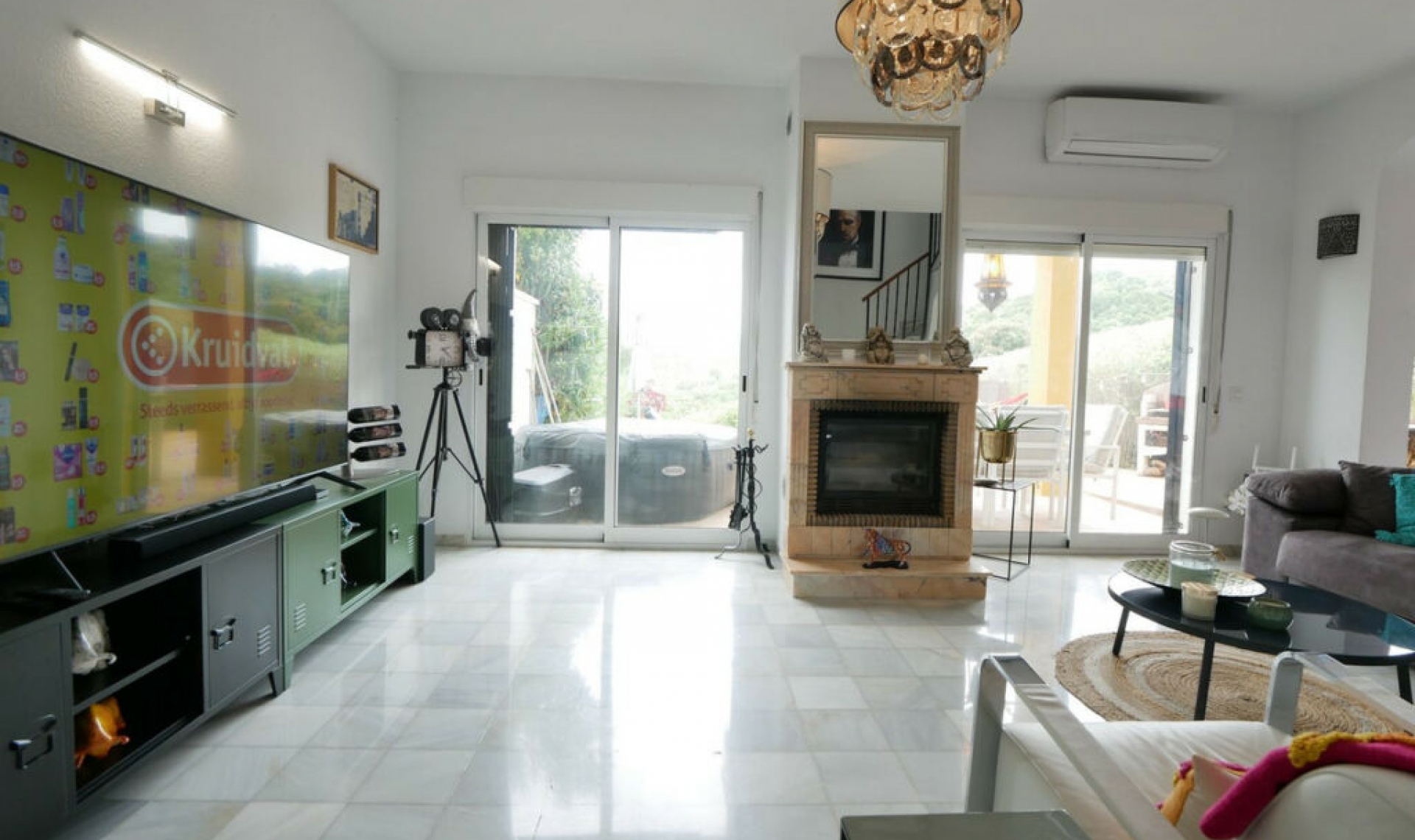 Resale - House -
Manilva