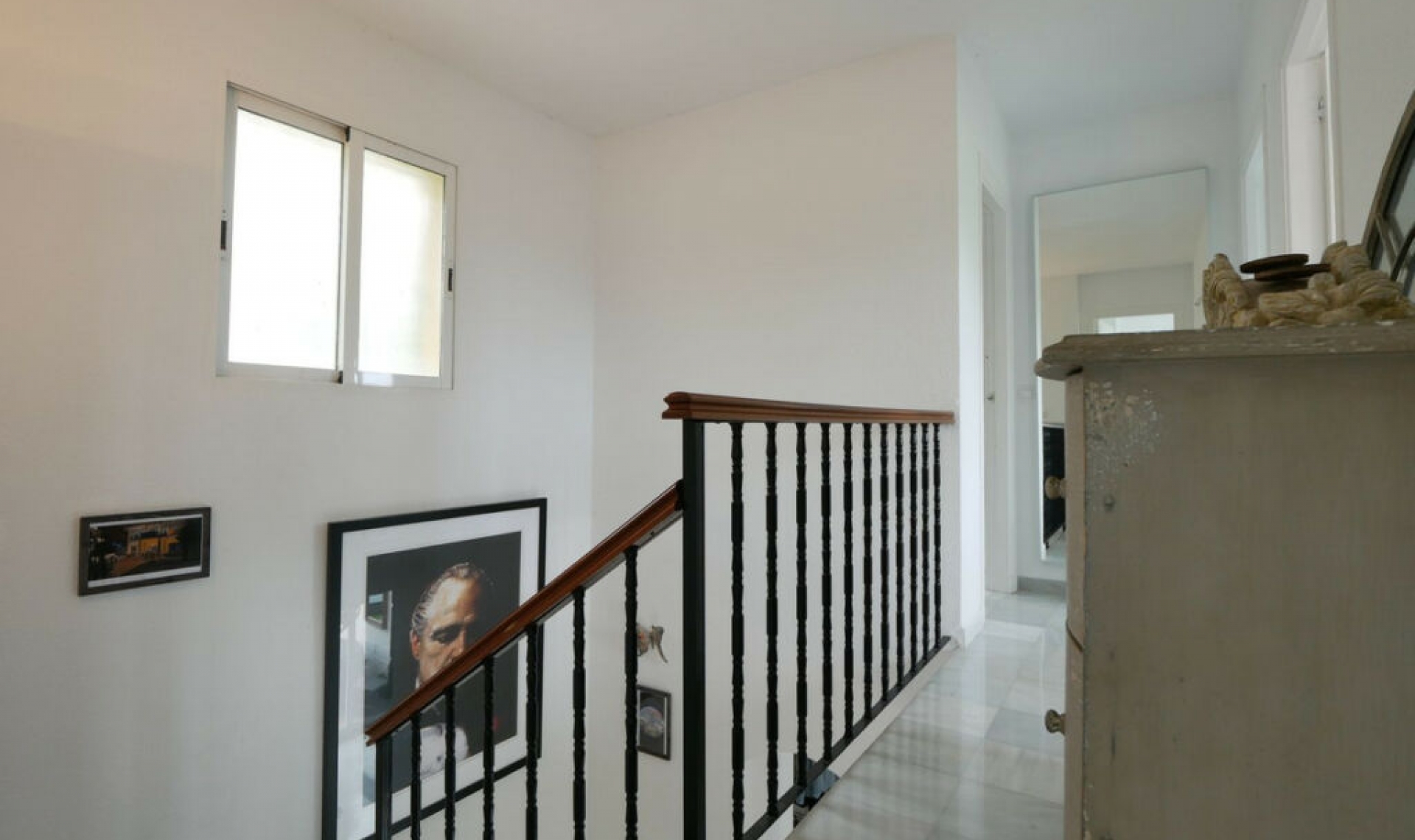 Resale - House -
Manilva