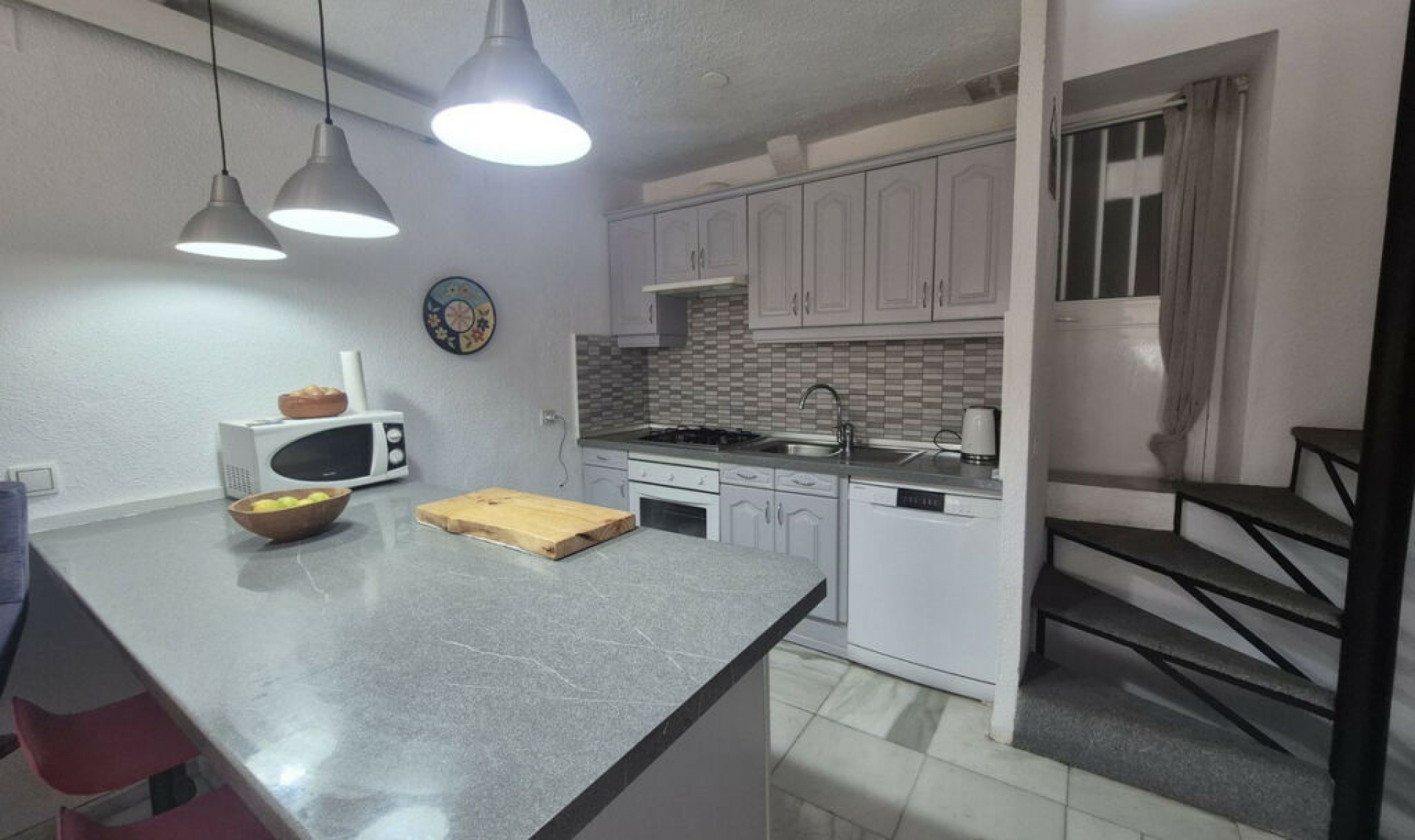 Resale - House -
Manilva