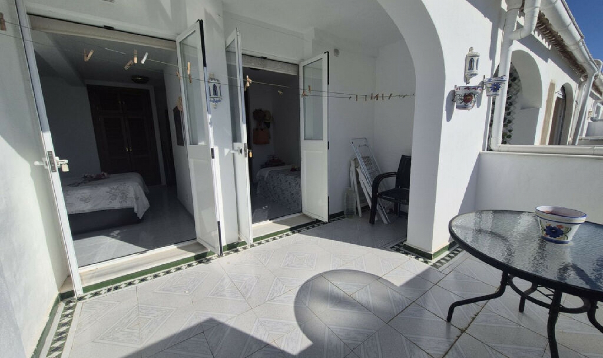 Resale - House -
Manilva