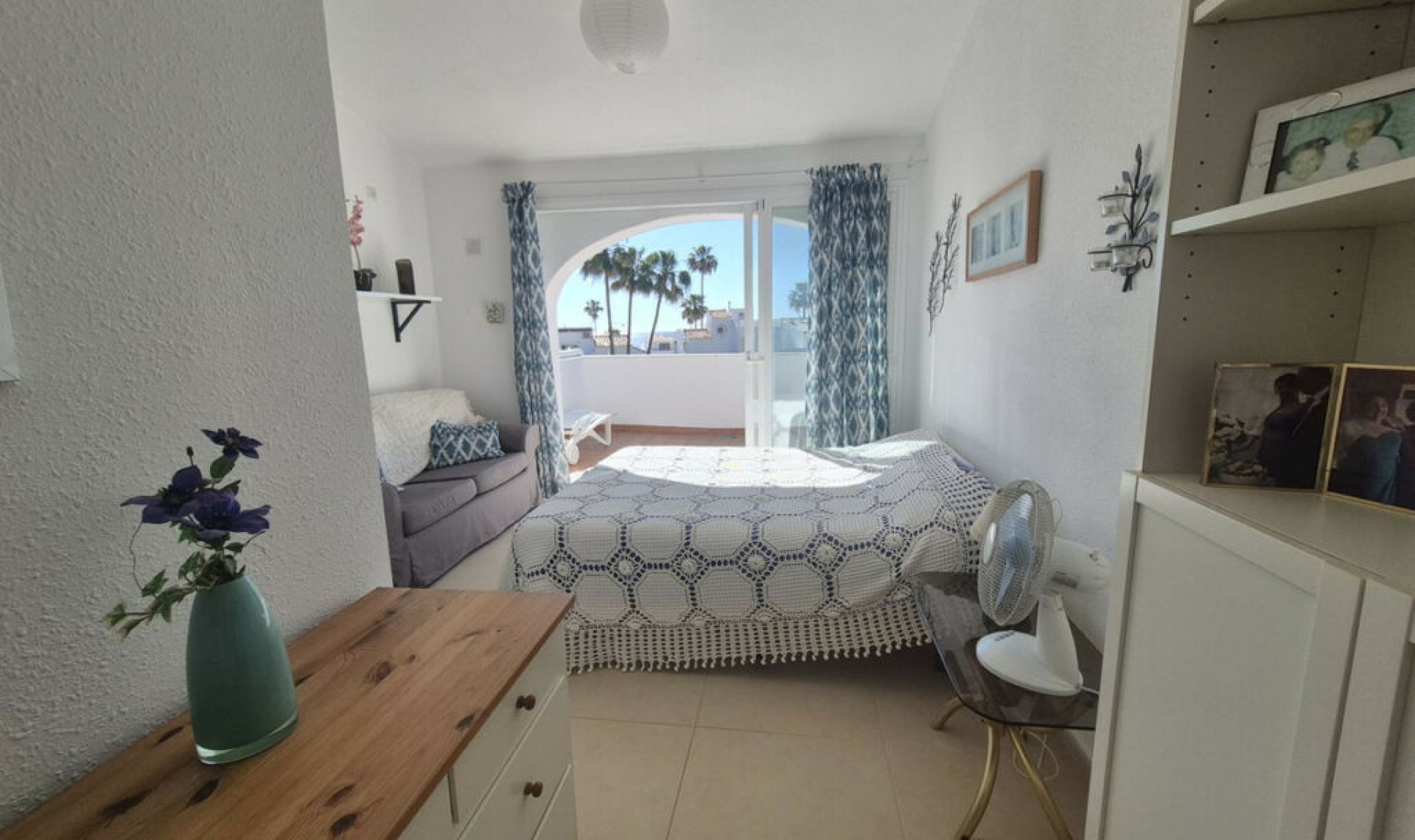 Resale - House -
Manilva