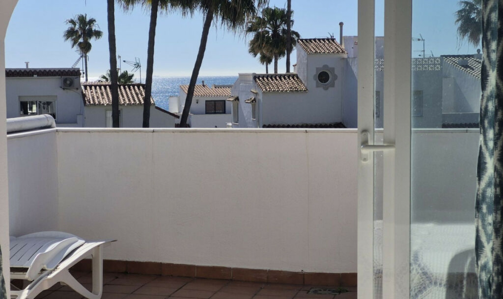 Resale - House -
Manilva