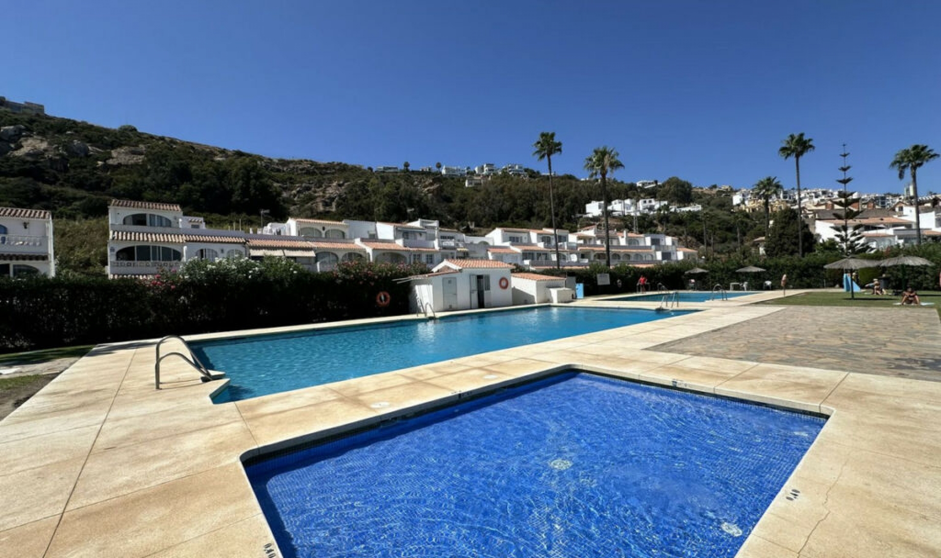 Resale - House -
Manilva