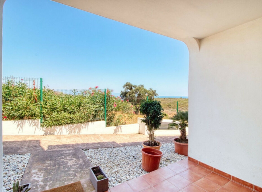 Resale - House -
Manilva