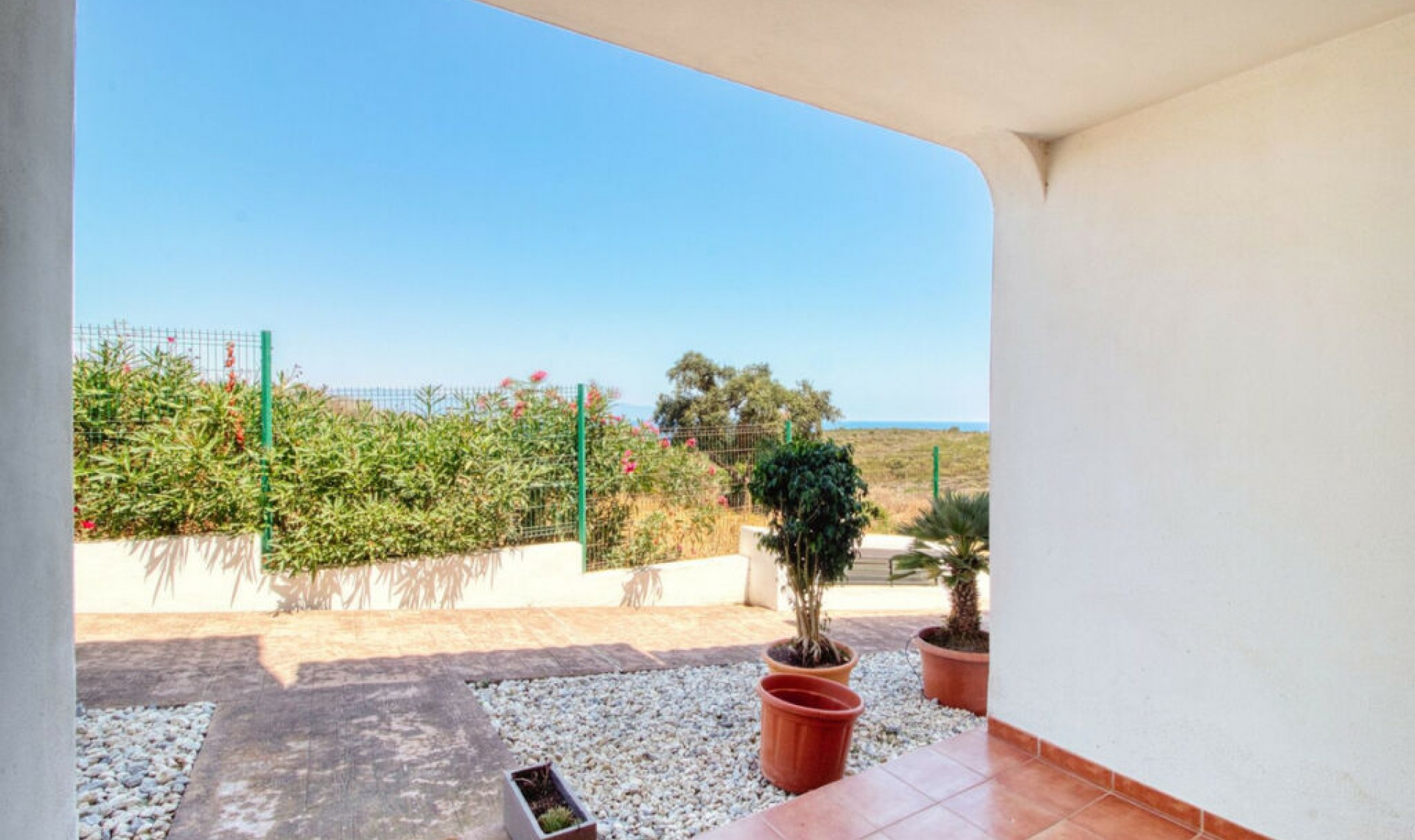 Resale - House -
Manilva