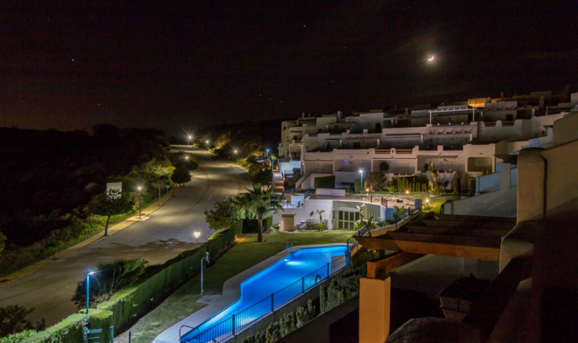 Resale - House -
Manilva