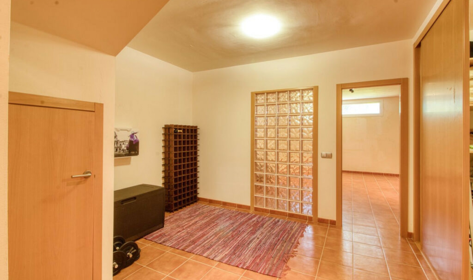 Resale - House -
Manilva