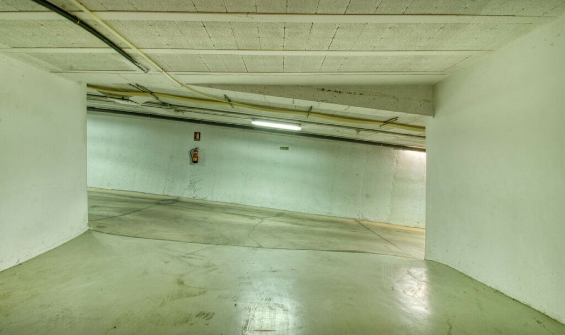 Resale - House -
Manilva