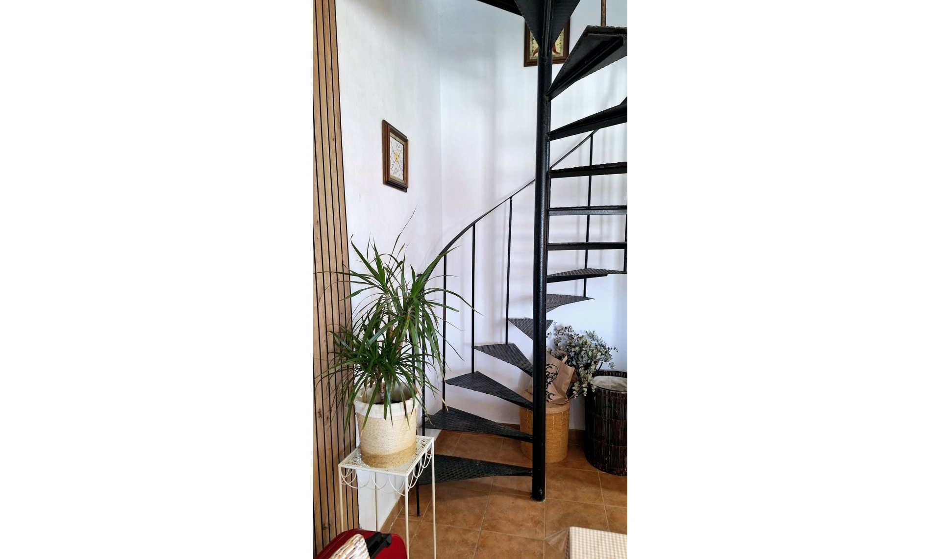 Resale - House -
Manilva