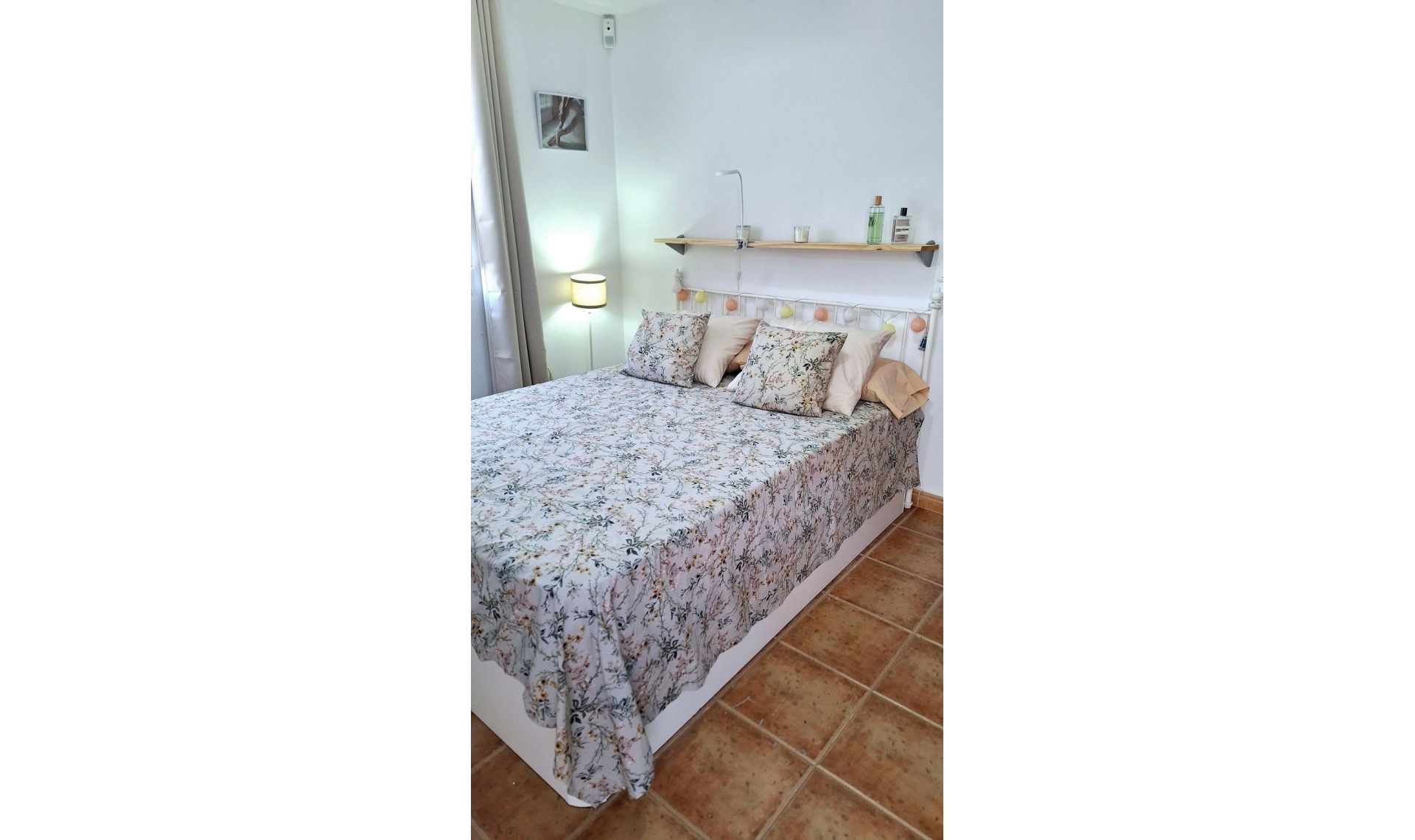 Resale - House -
Manilva