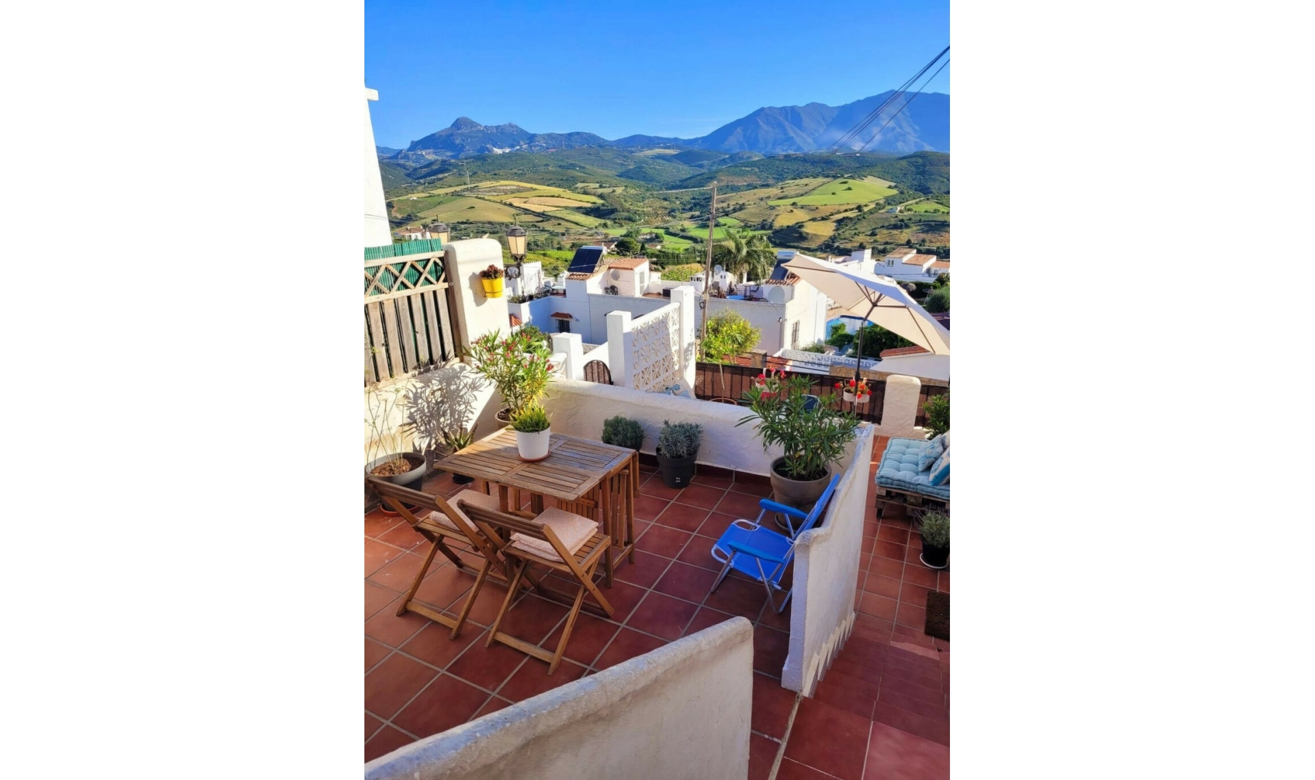 Resale - House -
Manilva