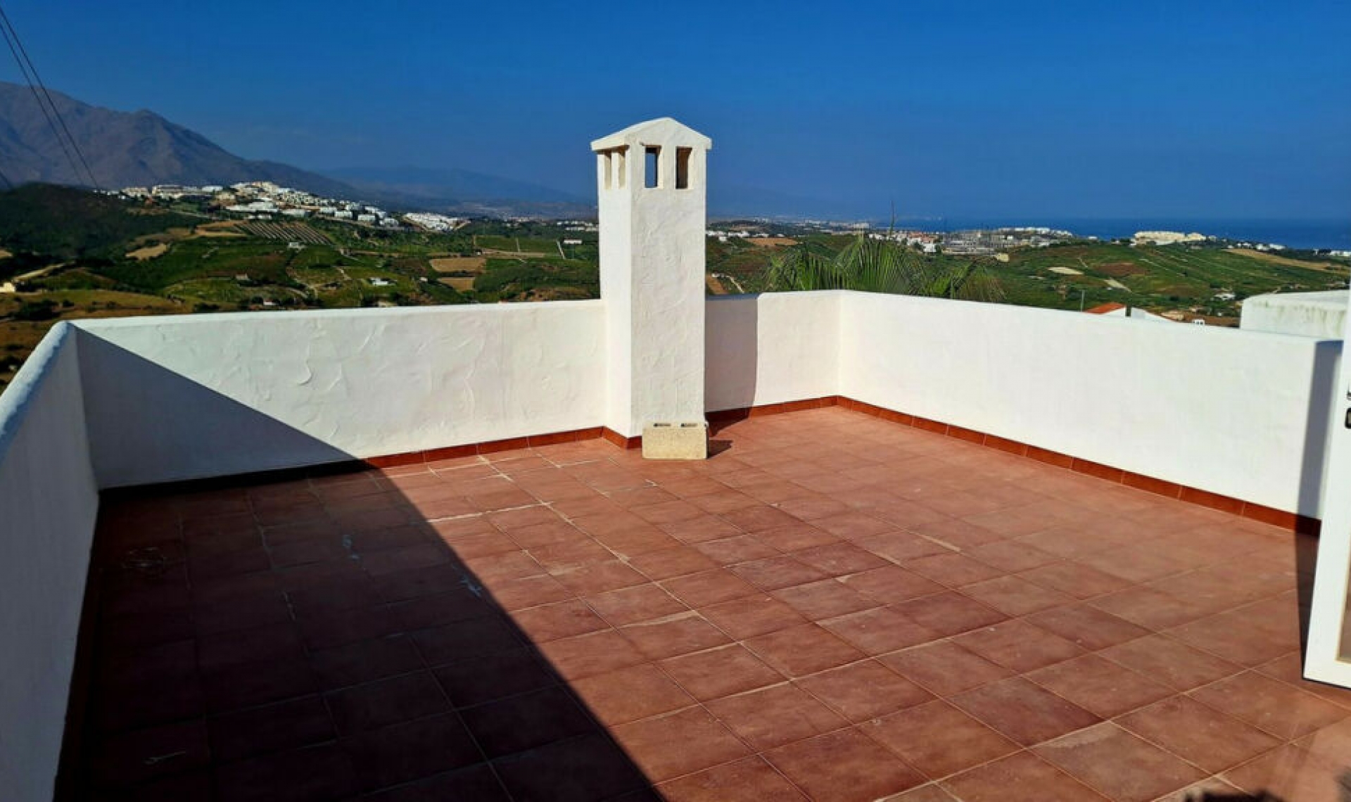 Resale - House -
Manilva