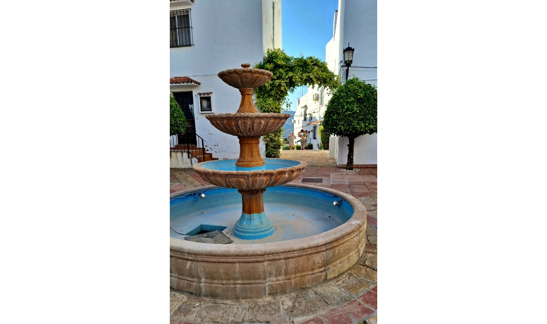 Resale - House -
Manilva