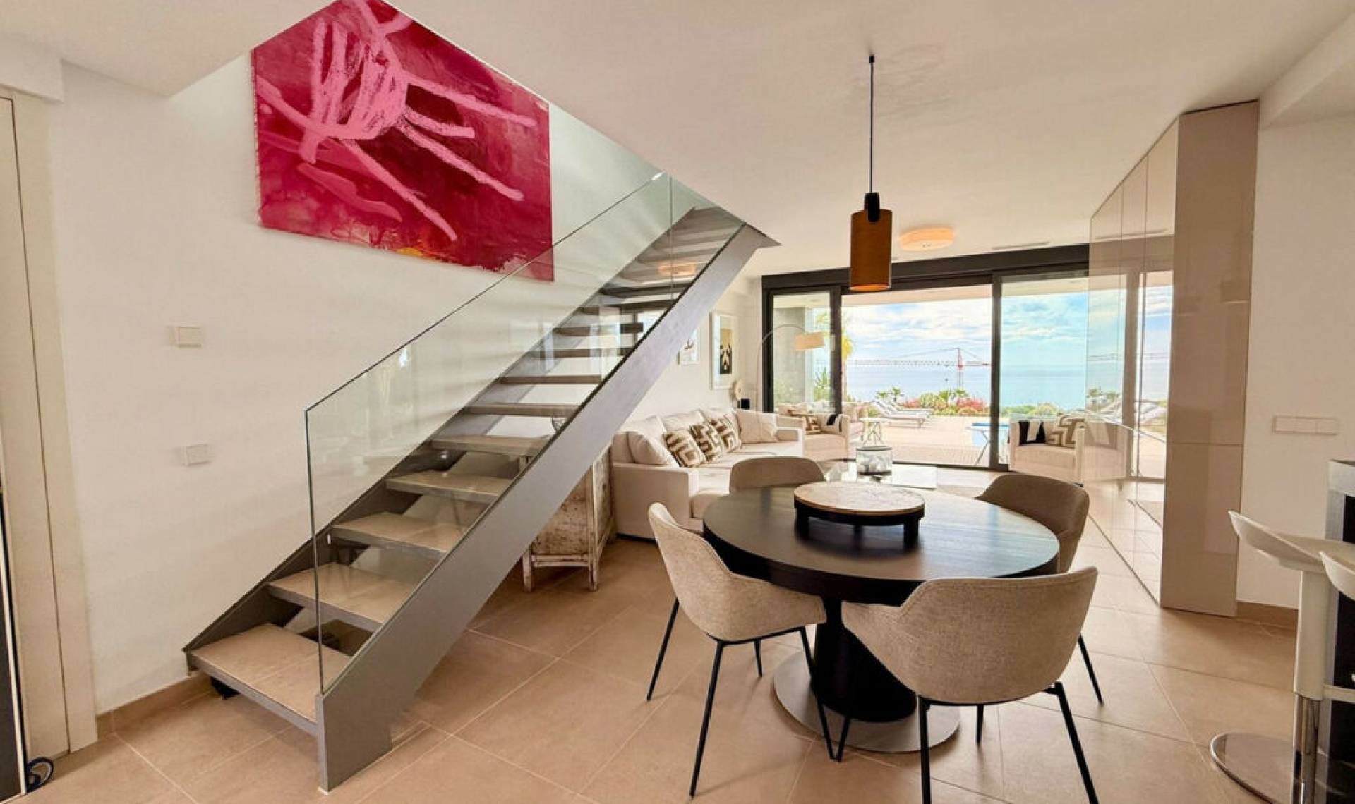 Resale - House -
Manilva