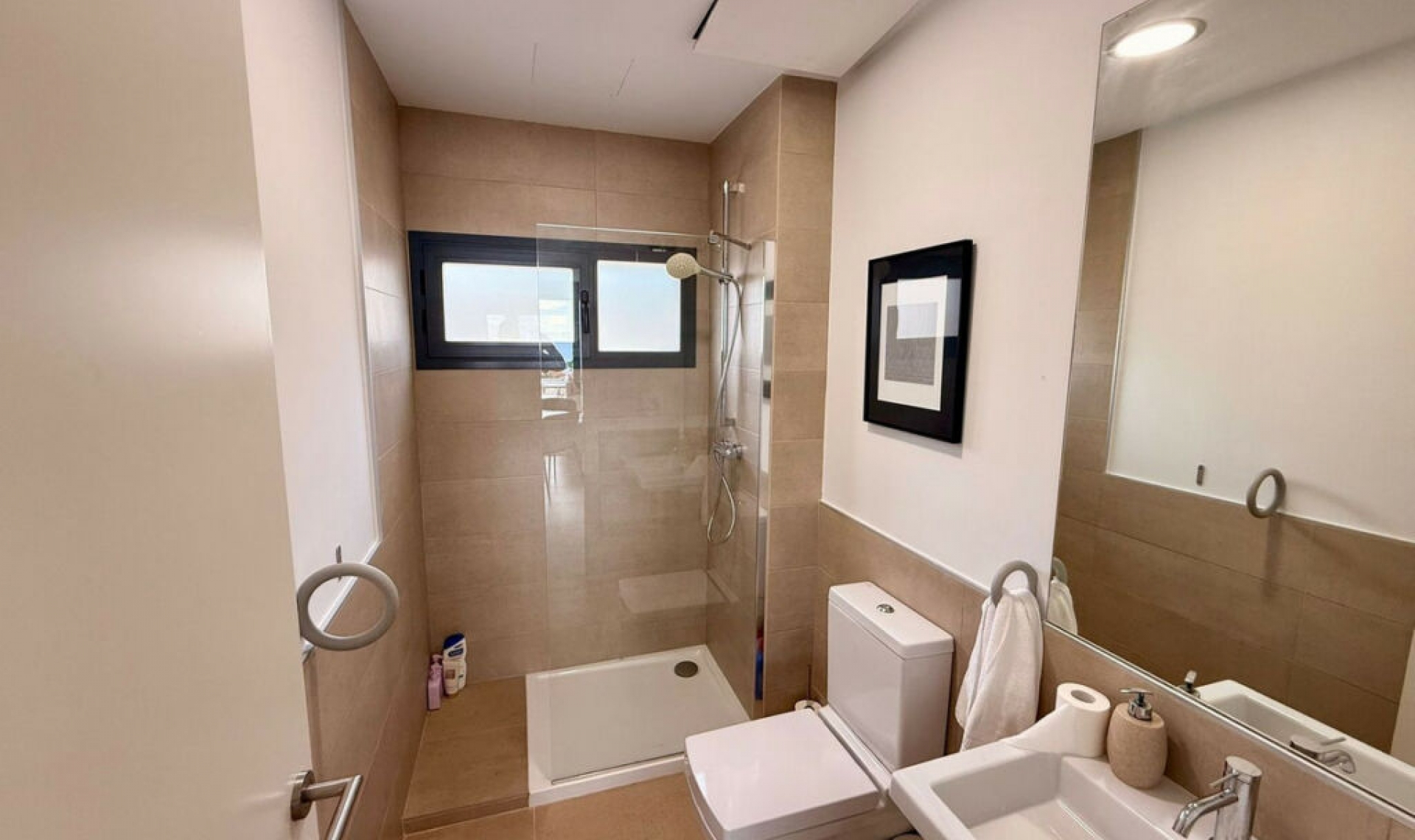 Resale - House -
Manilva